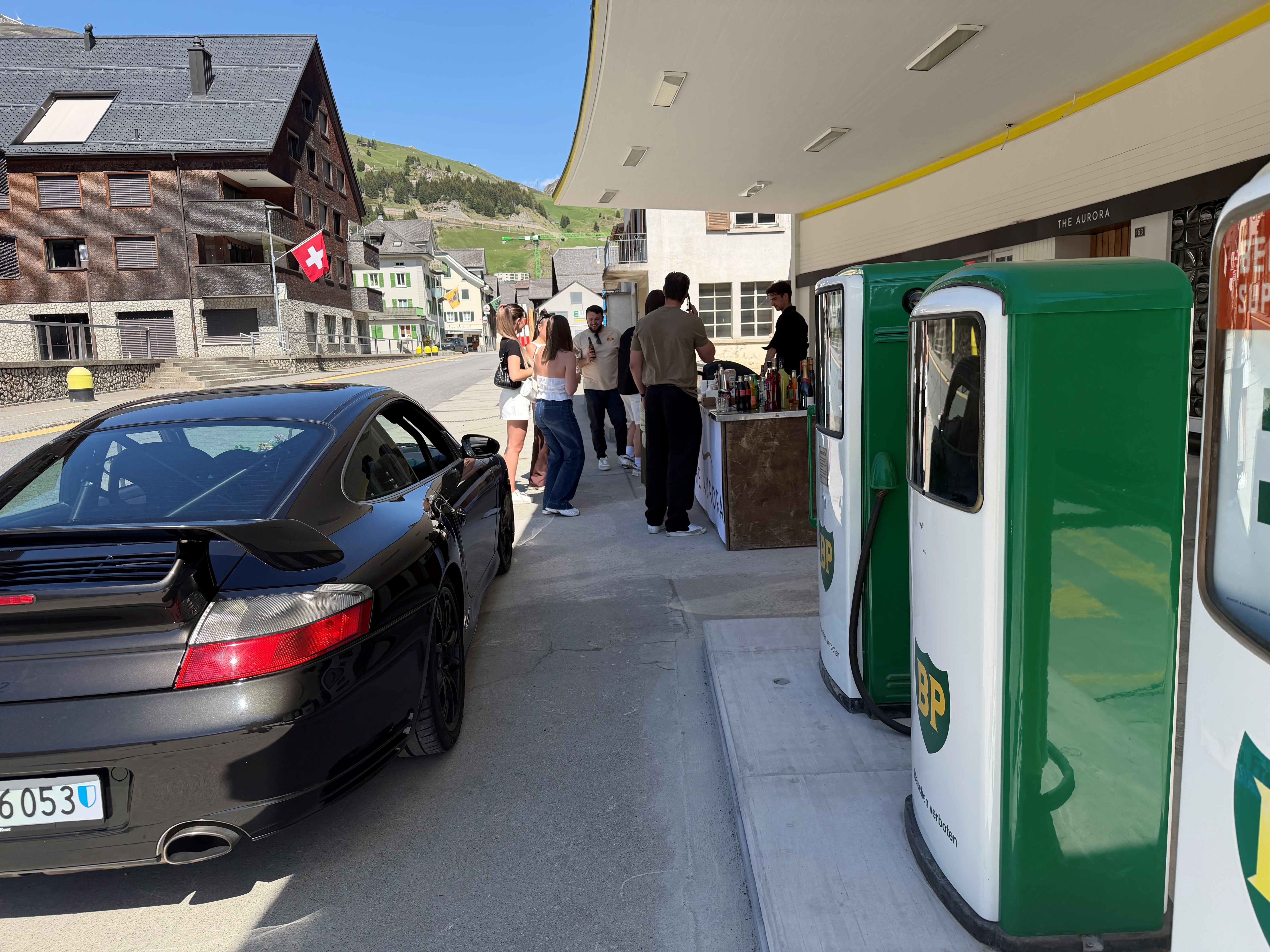 Furka Opening - Cars and Burgers