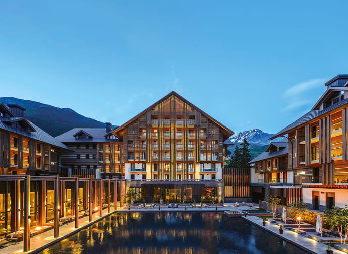 mys-The Chedi Andermatt (Hotel)-The Chedi Andermatt (Hotel) - CAM-Dining-The Courtyard-Night_Ret.jpg