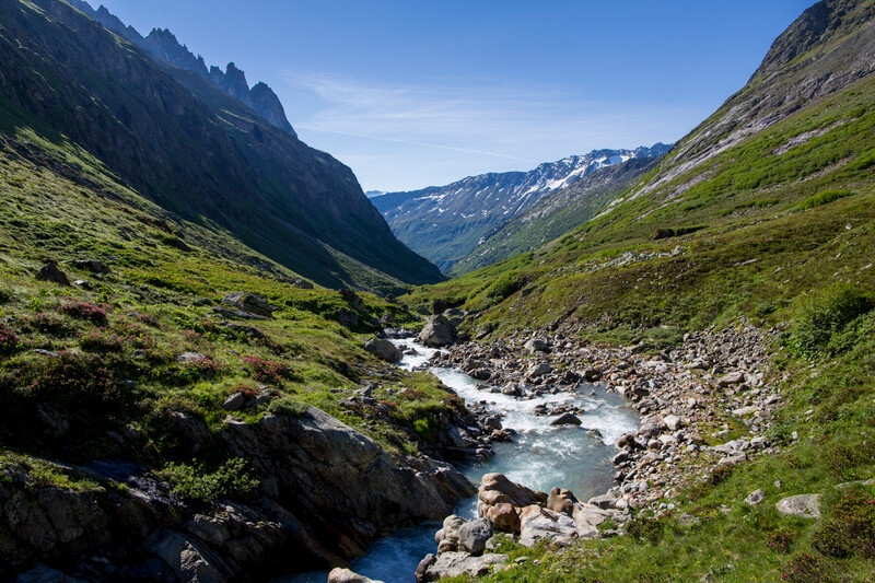 5-hut panoramic route: Stage 5 Voralphütte SAC to Salbithütte SAC