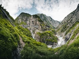 mys-Gola di Schöllenen-Schöllenenschlucht mit Teufelsbrücke Gola di Schöllenen