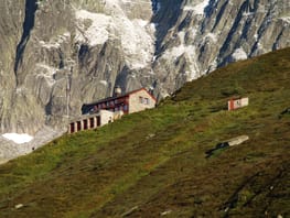 mys-Salbithütte SAC-Salbithütte im Sommer Salbithütte SAC