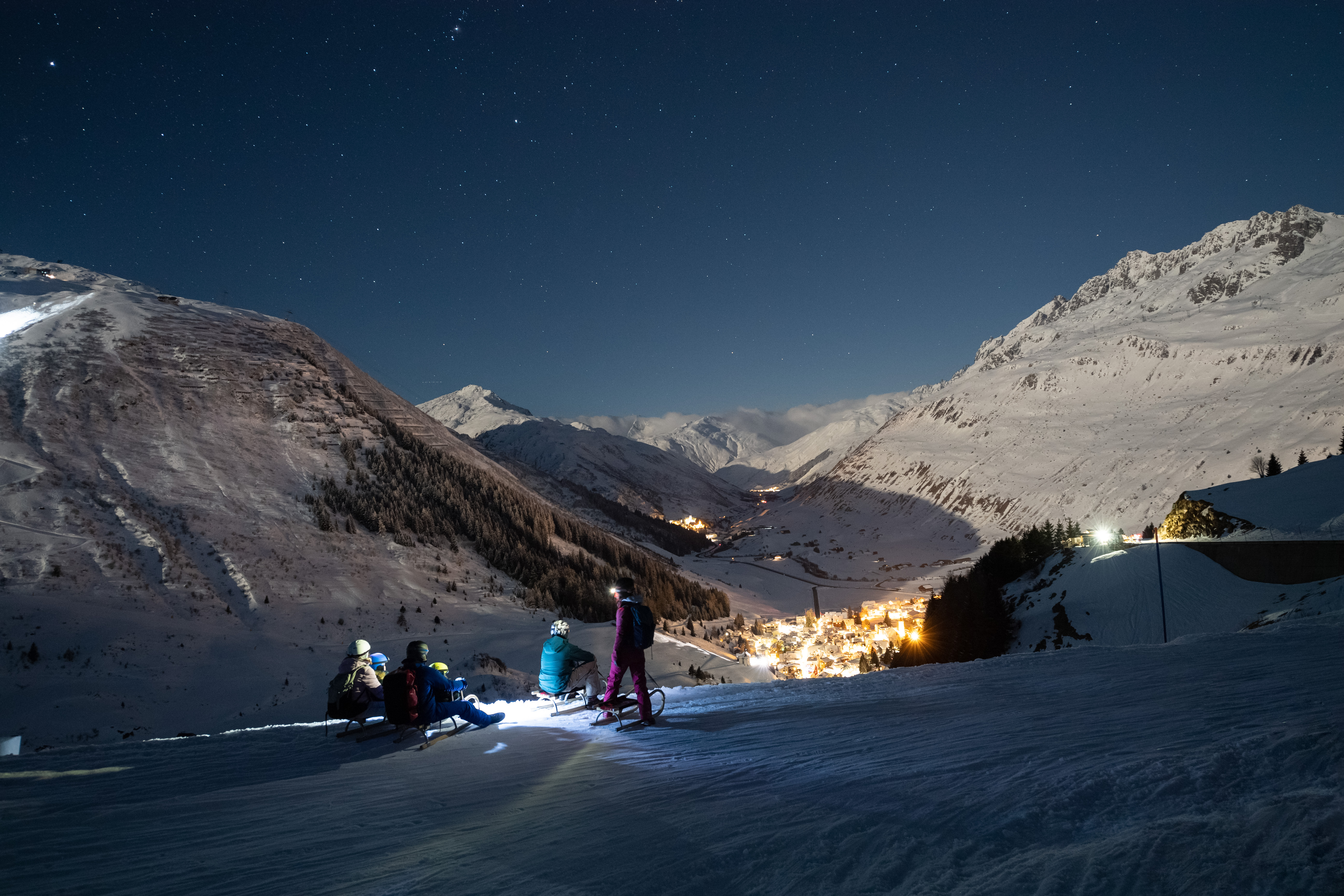 mys-Si spengono le luci, si accende la montagna! Nätschen -Nachtschlitteln Nätschen
