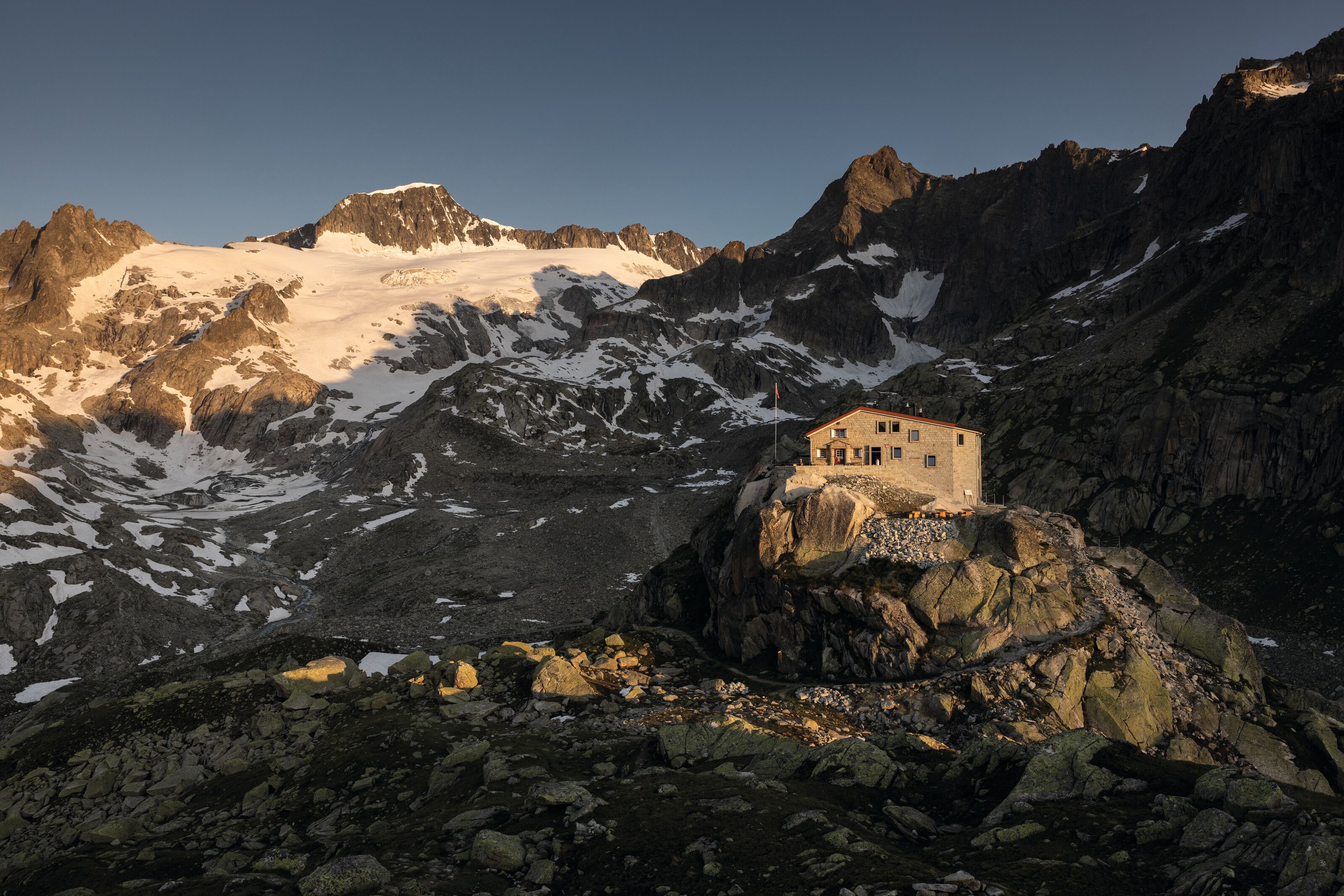 mys-Albert-Heim Hut CAS-Albert-Heim-Hütte SAC