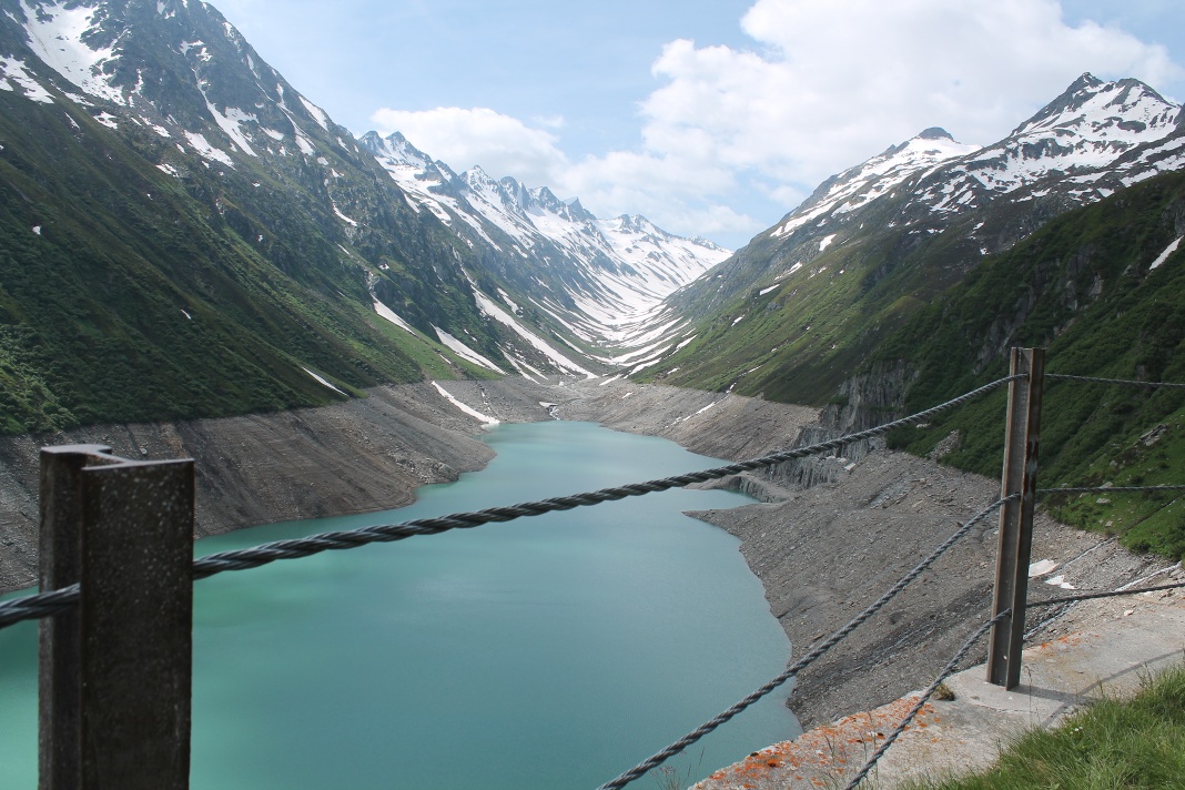 Mit Kinderwagen zum Stausee Curnera