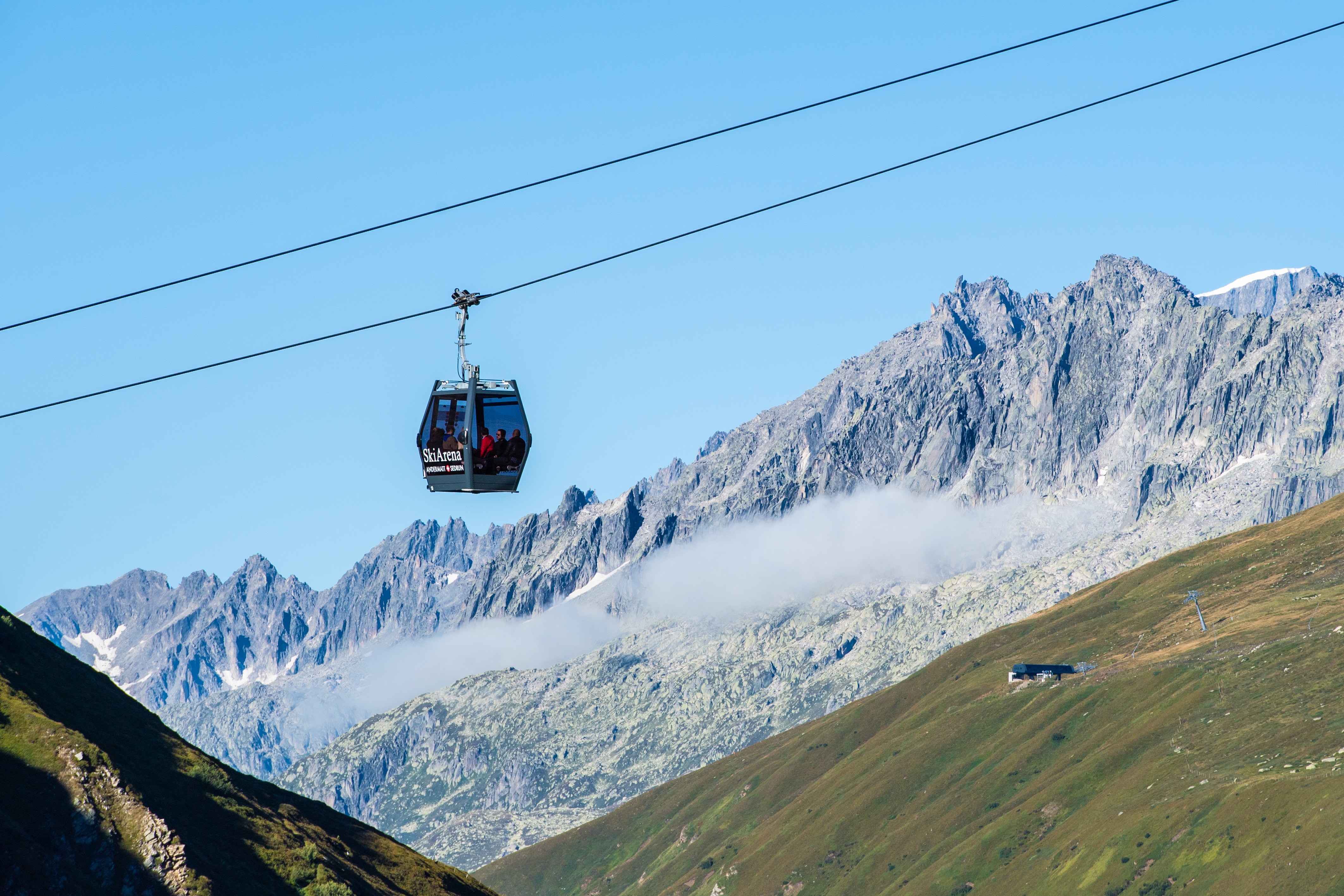 mys-Kasse Schneehüenerstock - Andermatt Sedrun Sport AG-Kasse Schneehüenerstock - Andermatt Sedrun Sport AG - Oberalp_Schneehüenerstock_MGB_Sommer19_Valentin Luthiger (3).jpg