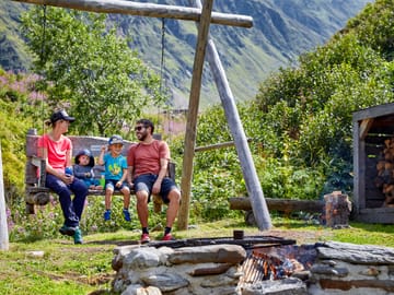 mys-Feuerstelle Rohr-Rohrrundweg Andermatt Feuerstelle Rohr