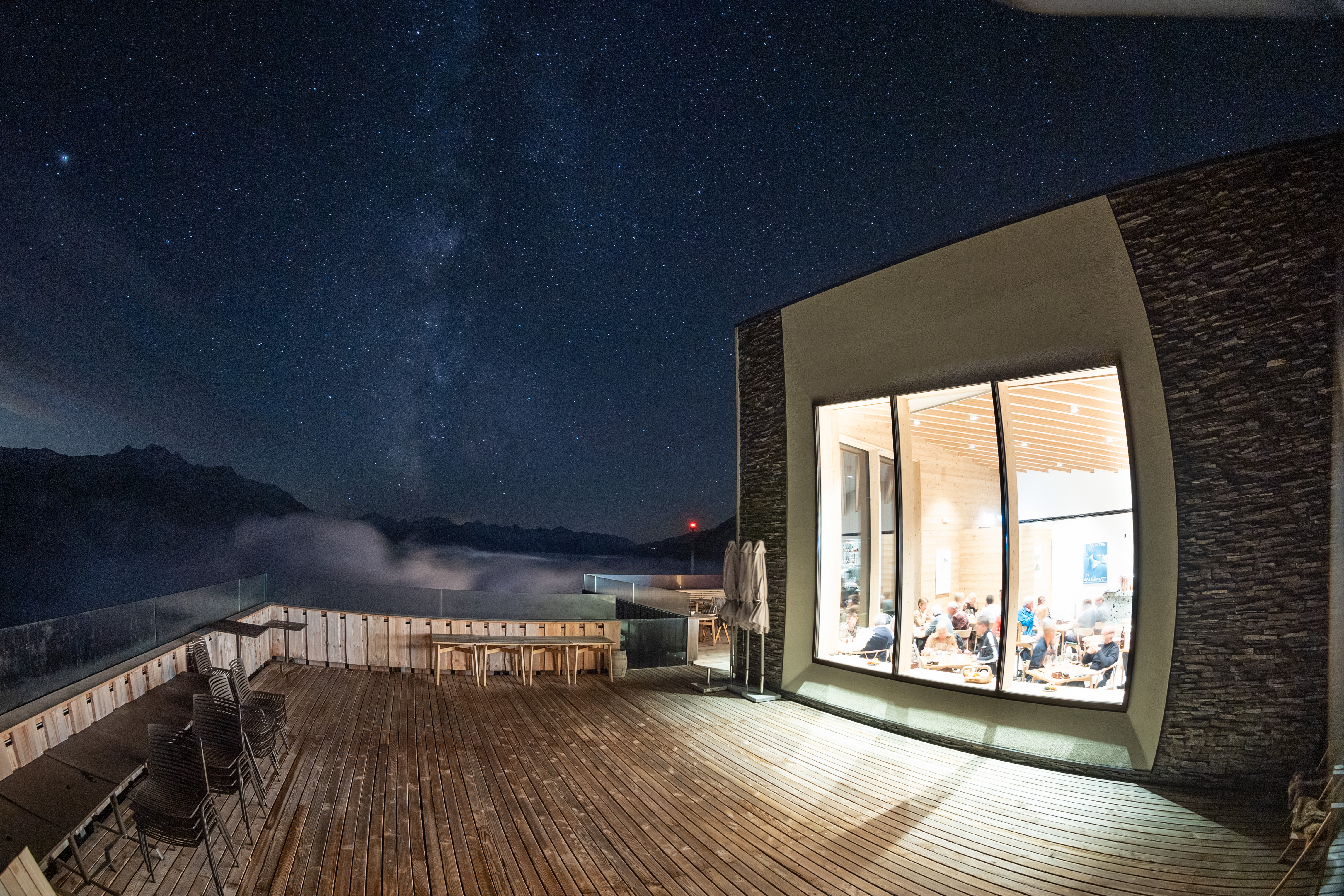 mys-Lumières éteintes, montagne allumée! Gütsch by Markus Neff -Licht aus, Berg an!