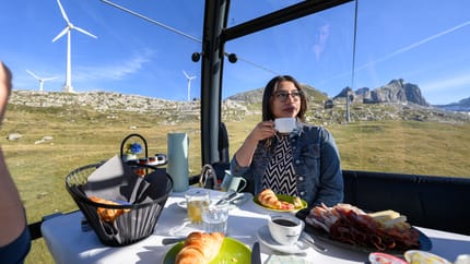 mys-Petit-déjeuner en télécabine-Zmorge Gondel