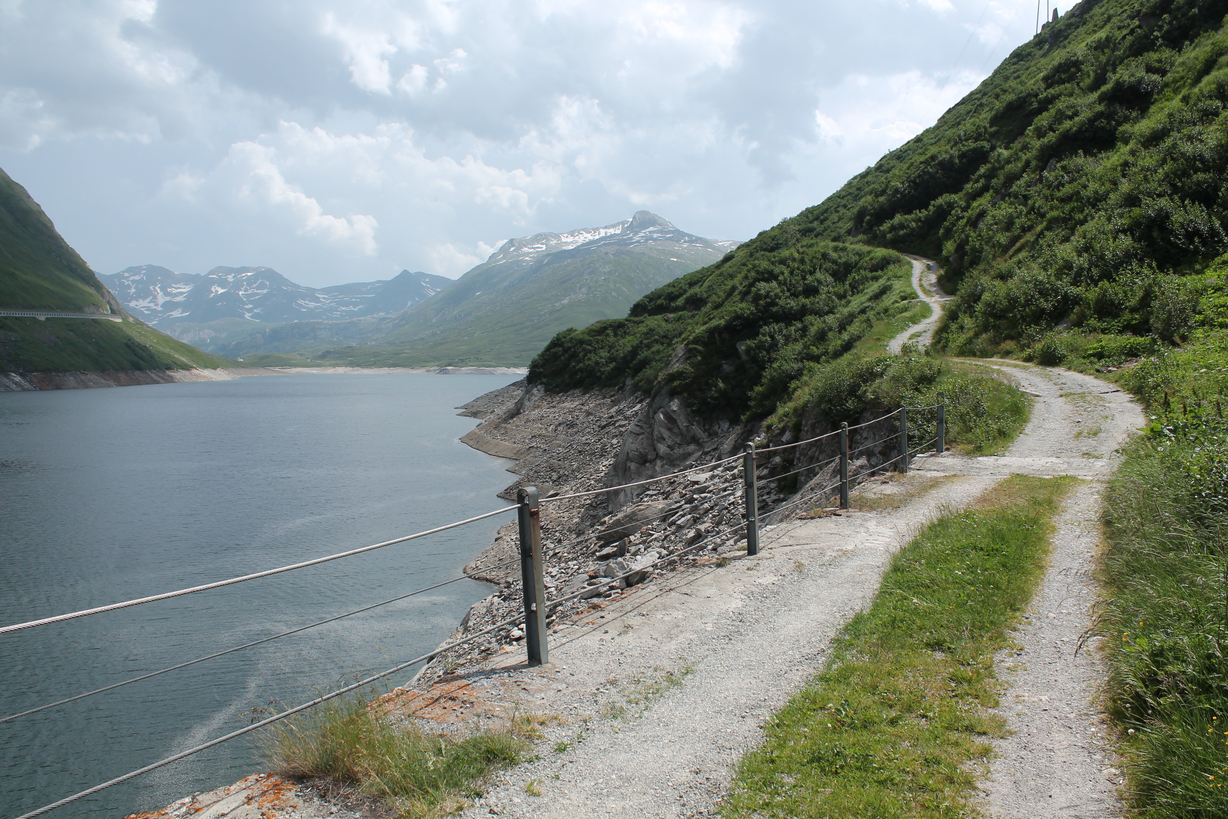 Lai Blau am Lukmanierpass