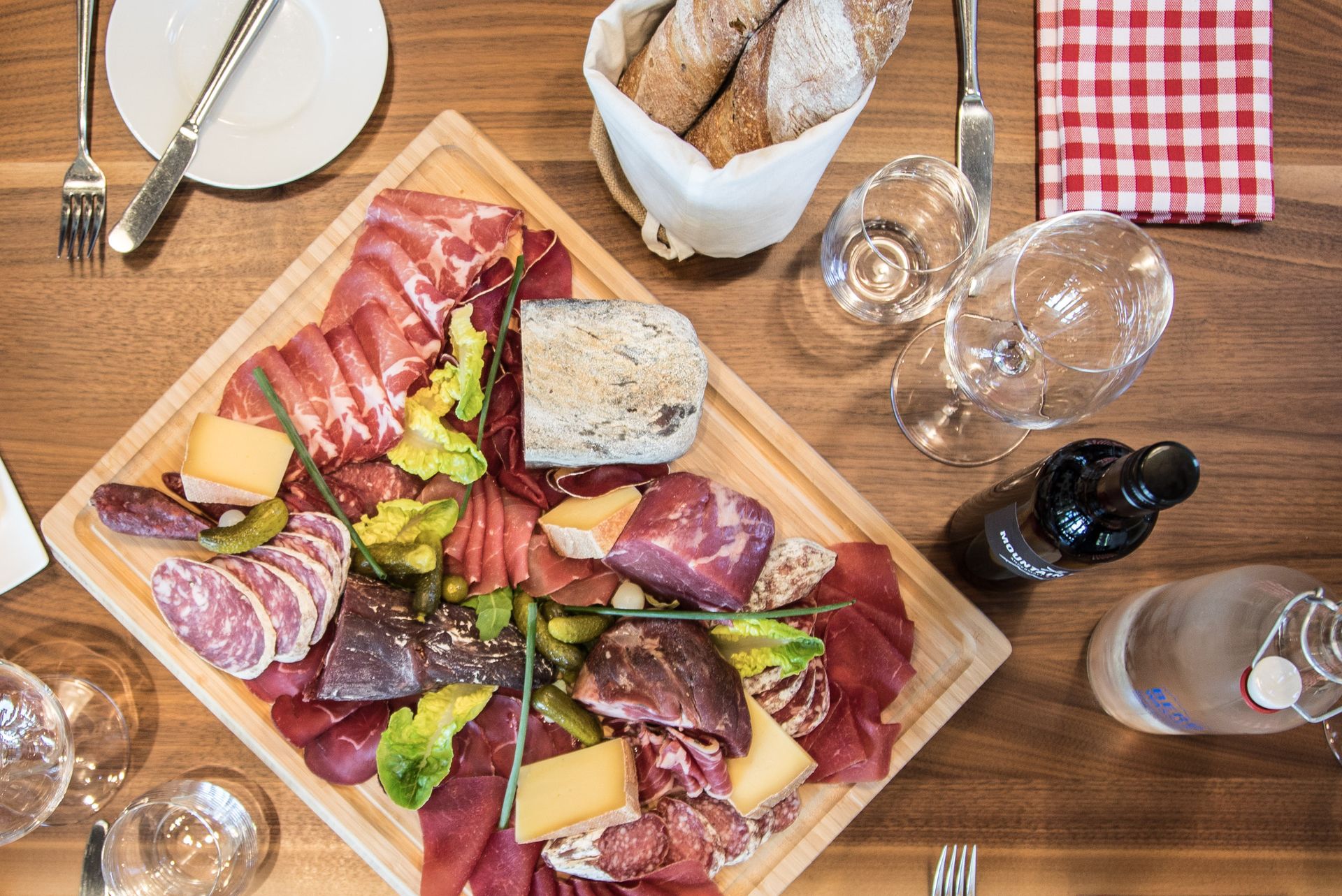 A_Kulinarik_Restaurant Swisshouse_Fleischplatte_Bildsektor2018