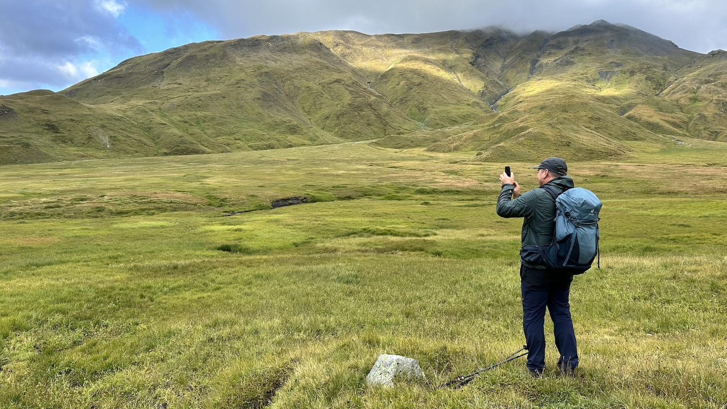 Par la plaine de la Greina - du col du Lukmanier au Val Lumnezia