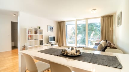 mys-River Apartment -River
