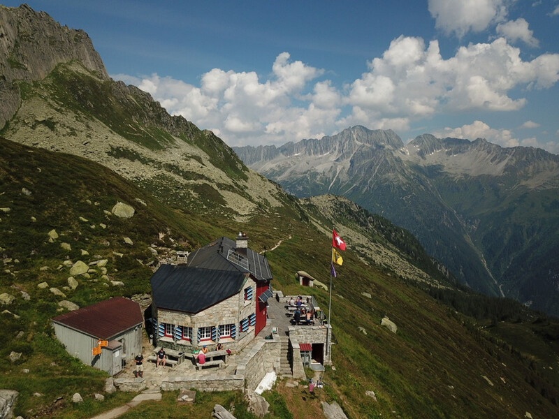 5-Huts Panorama Route: Stage 6 Salbithütte SAC to Göschenen