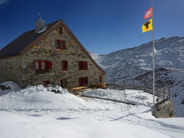 mys-Rotondohütte SAC-Rotondohütte im Winter Rotondohütte SAC