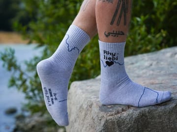 Rhyliebi-Socken I calzini Rhyliebi in viaggio