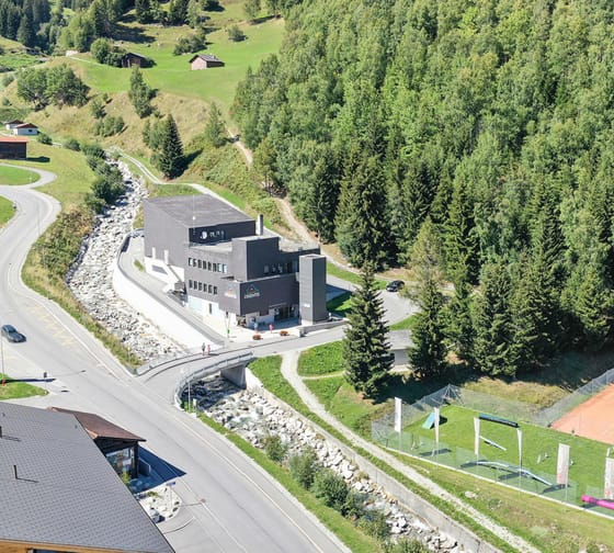 mys-Biglietteria della stazione a valle della funivia Dientis-Talstation Disentis
