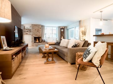 mys-Alpine Chic Apartment-Wohnzimmer Alpine Chic Apartment