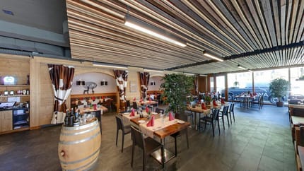 mys-Steak House Chevrina-Steak House Chevrina - Restaurtan_Steakhouse.jpg