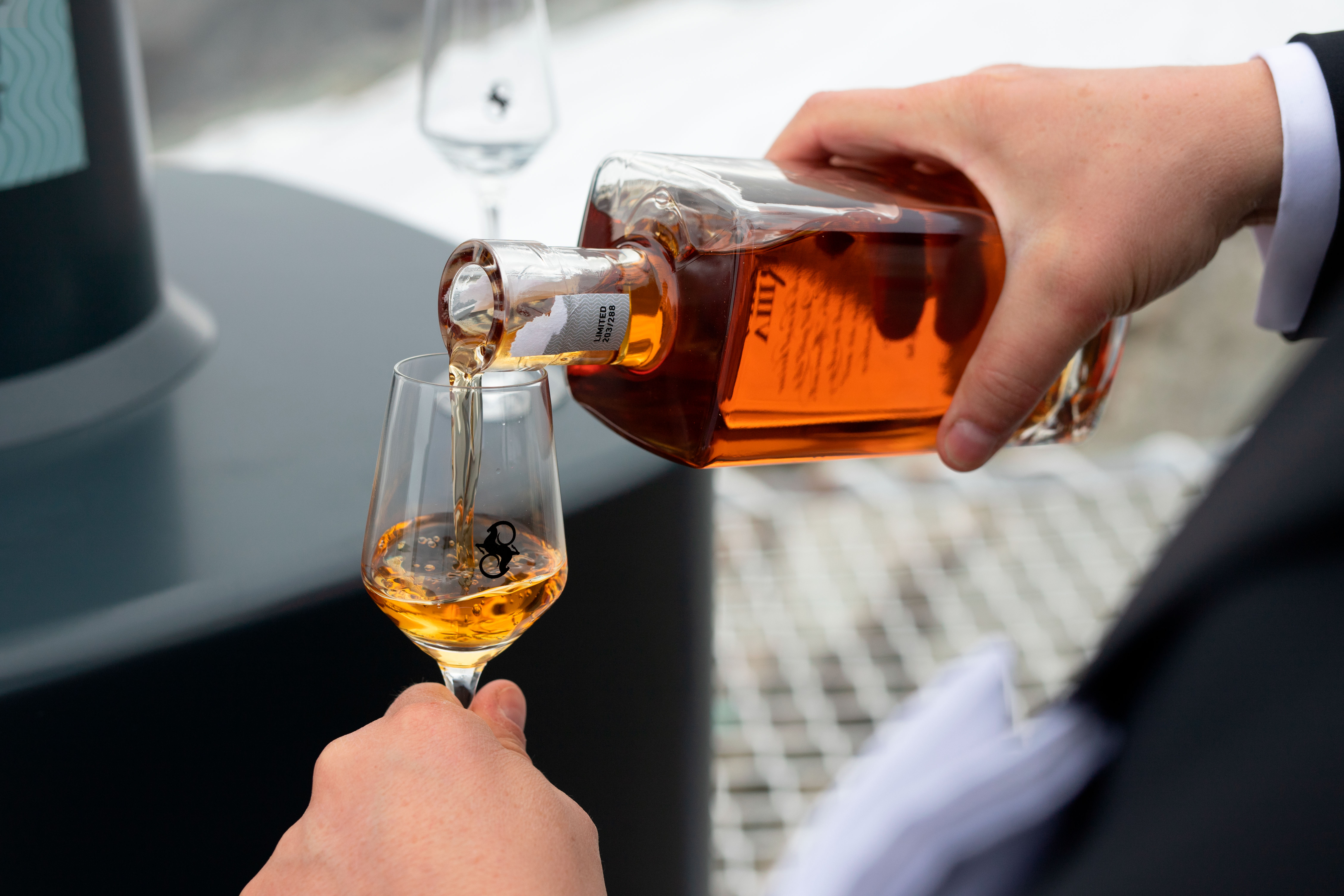 Whisky Genussexpress - Kulinarisch verwöhnen lassen und exklusiven ORMA Whisky degustieren.