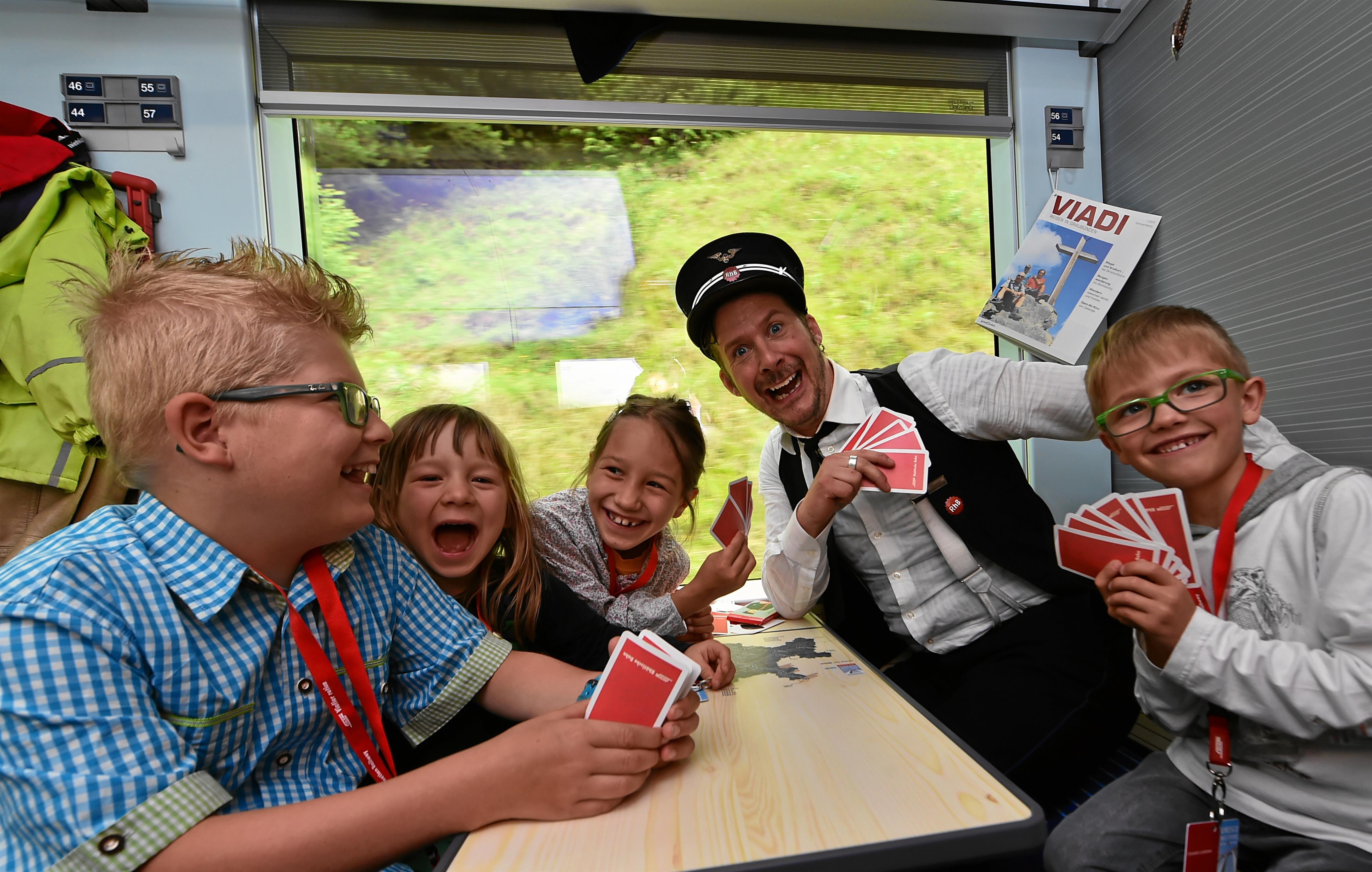 KeyVisual graubündenPASS Familienbillett
