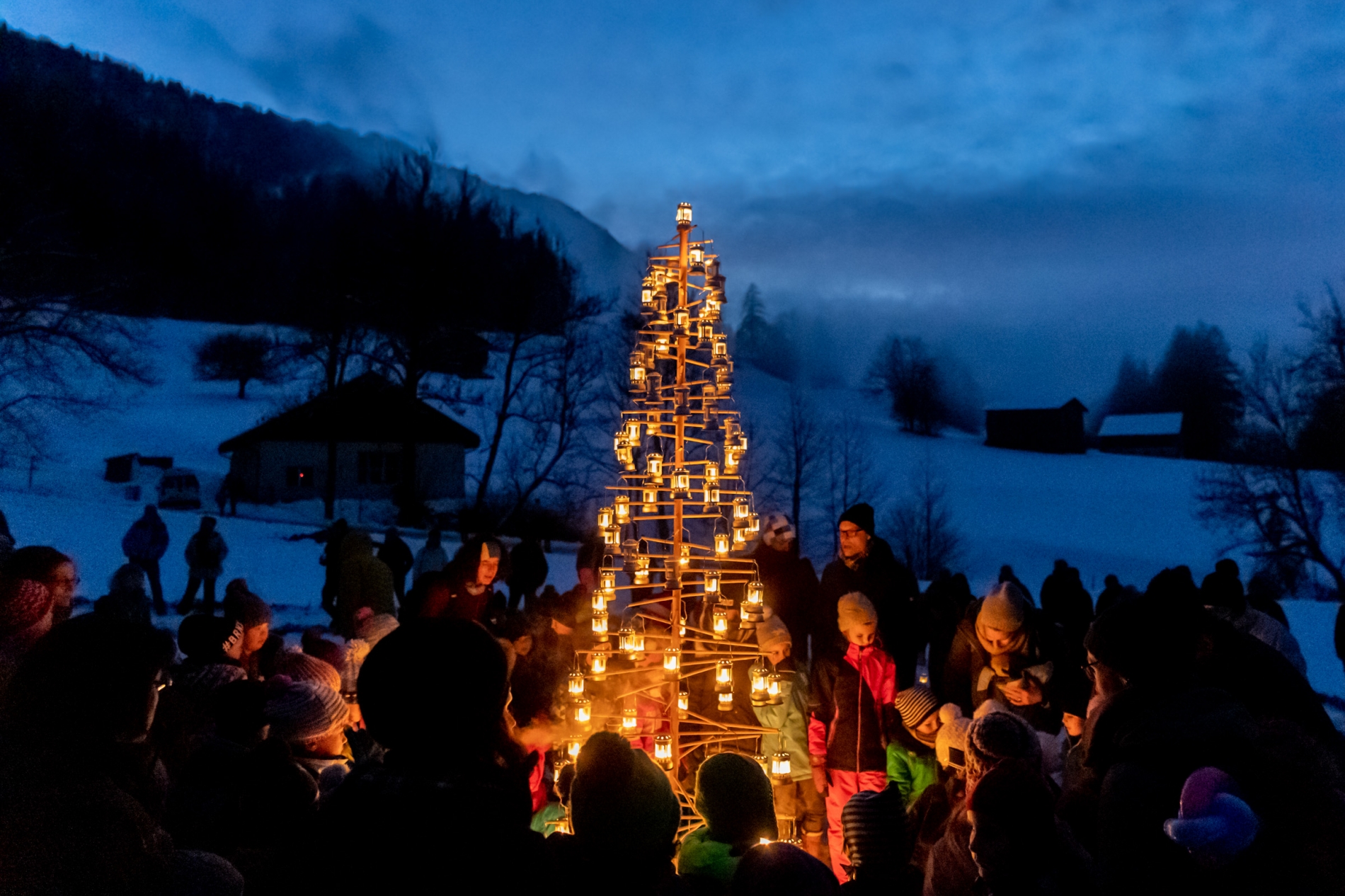 Clà Ferrovia – Reise ins Lichterland mit Linard Bardill