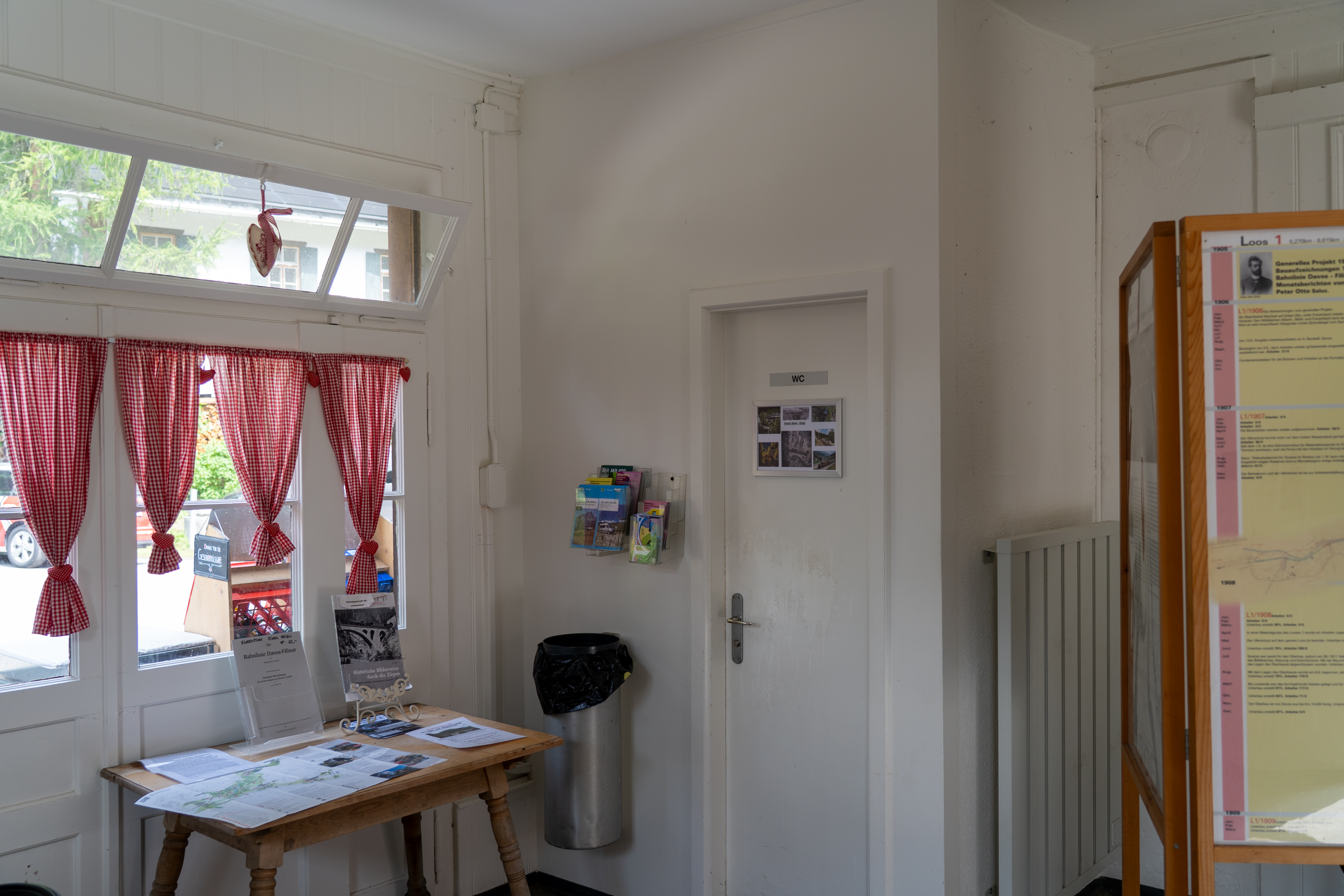 WC Bahnhof Davos Wiesen