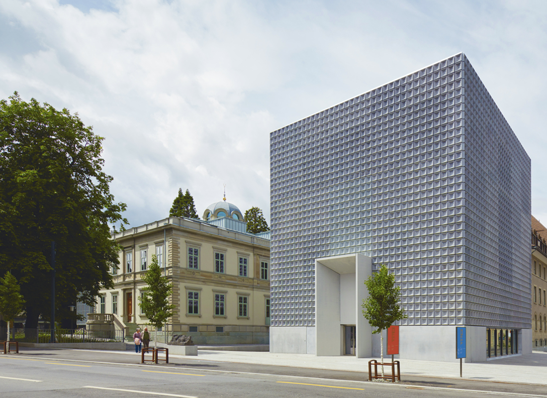 Bündner Kunstmuseum Aussenansicht Sommer
