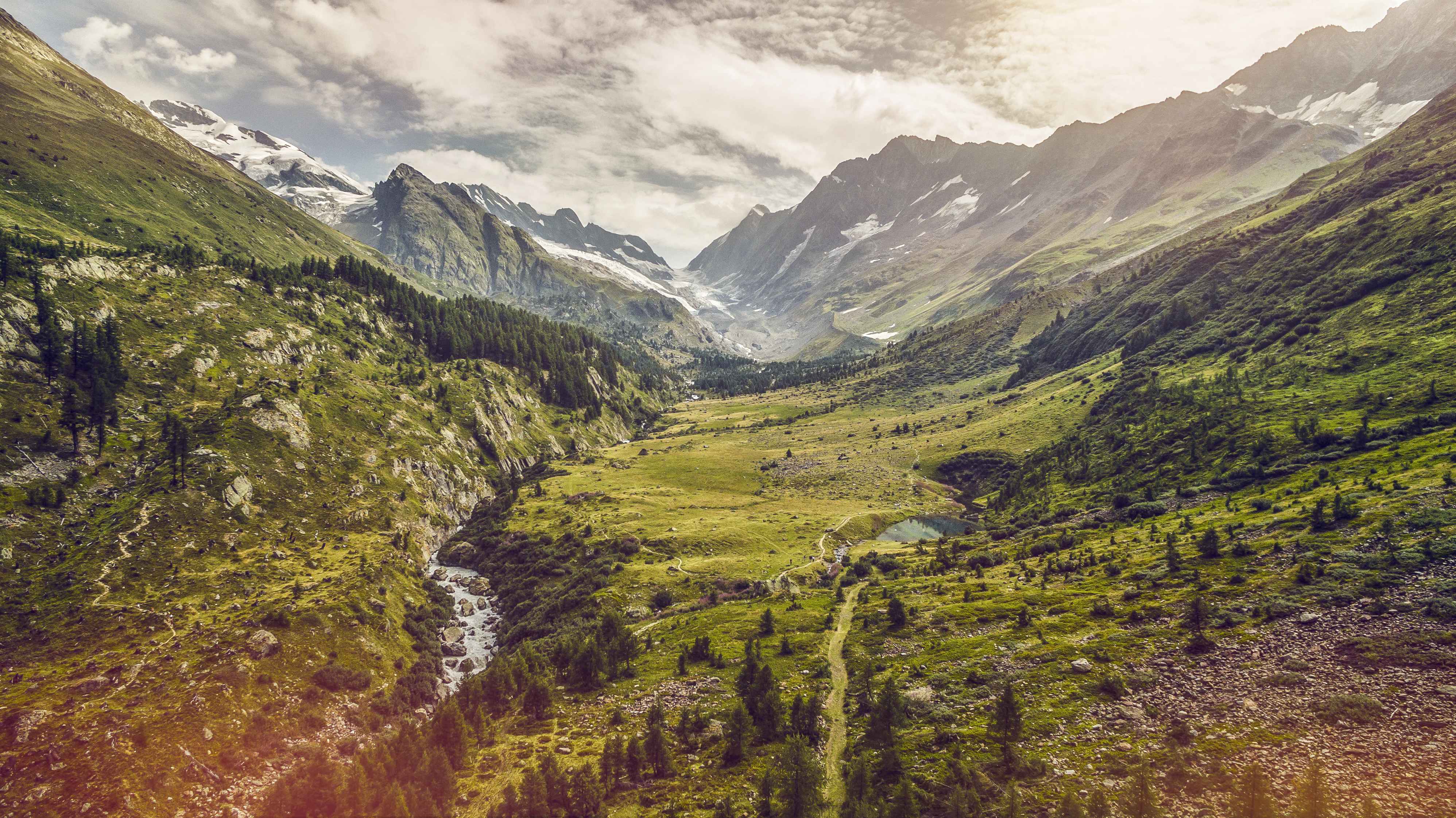 mys-Matterhorn Region AG-Matterhorn Region AG - 2016_Ete_Paysages et Nature_(c)Valais Wallis Promotion - Christian Pfammatter (97)_Lotschental.jpg