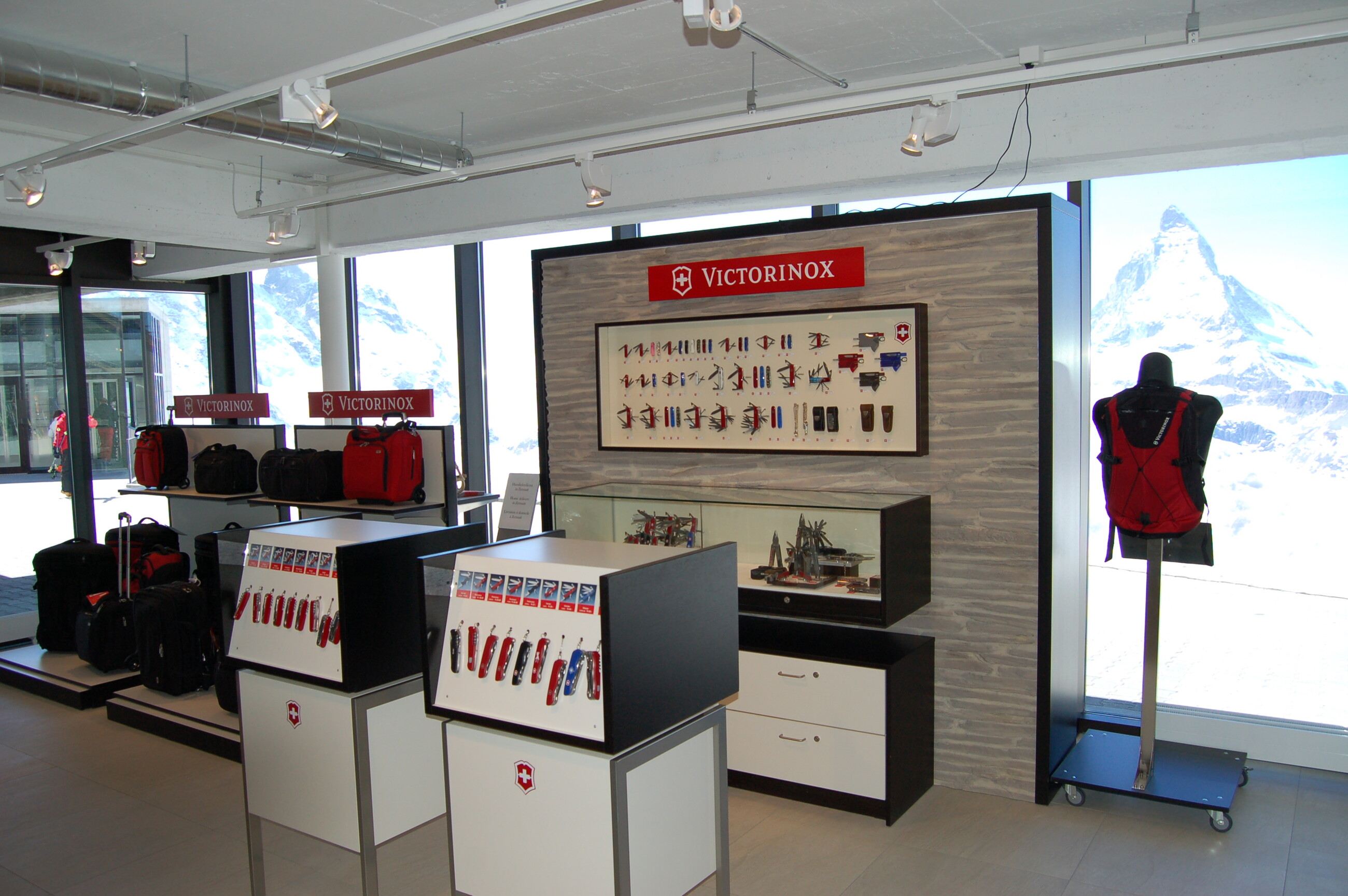 Victorinox Shop au Gornergrat au-dessus de Zermatt 