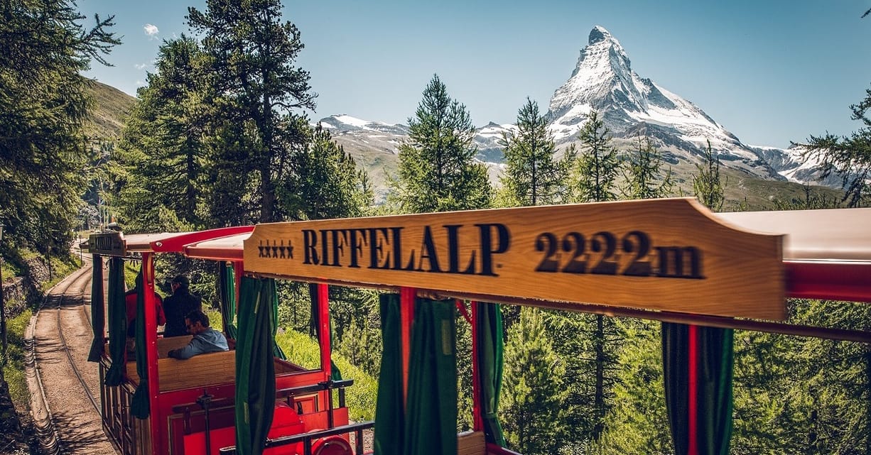 Tramway de Riffelalp avec le Cervin