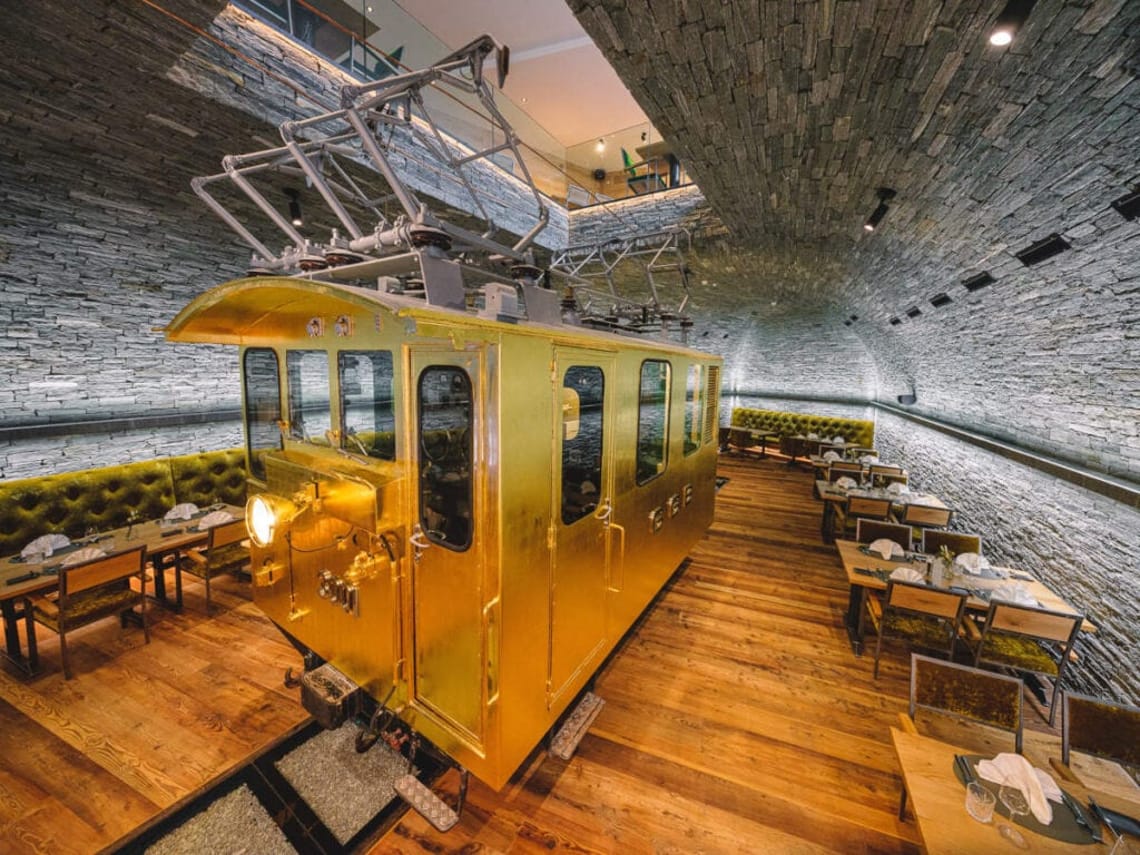 Golden Lokdown Zermatt