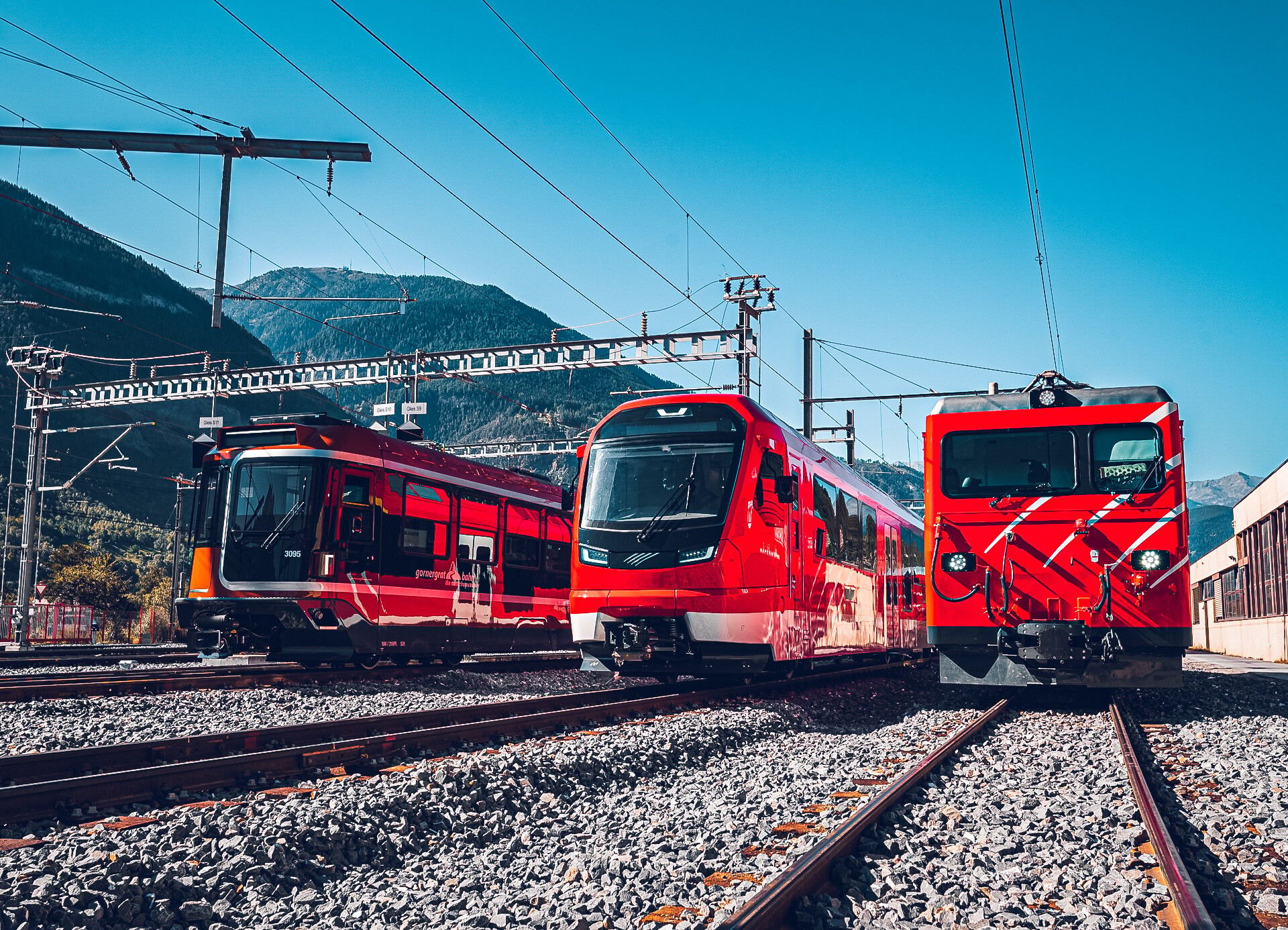 Polaris, Orion und HGE der Matterhorn Gotthard Bahn im Depot Glisergrund