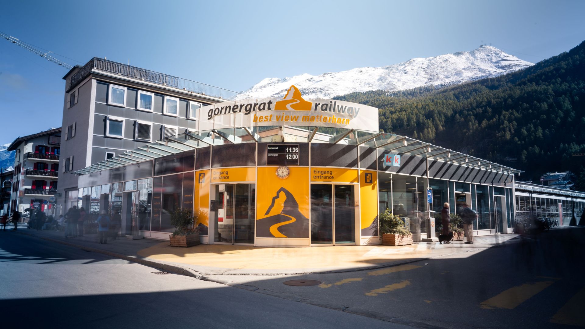 Station inférieure du Gornergrat Bahn, Zermatt, en été