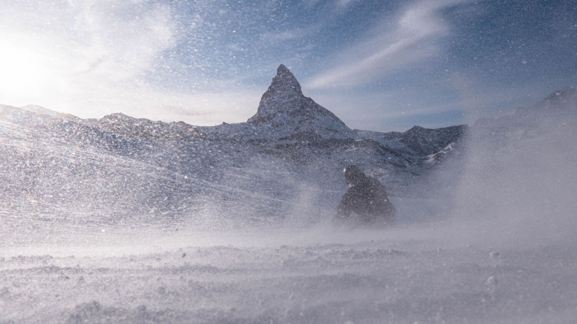 Snooc sur la piste de luge au Gornergrat au-dessus de Zermatt