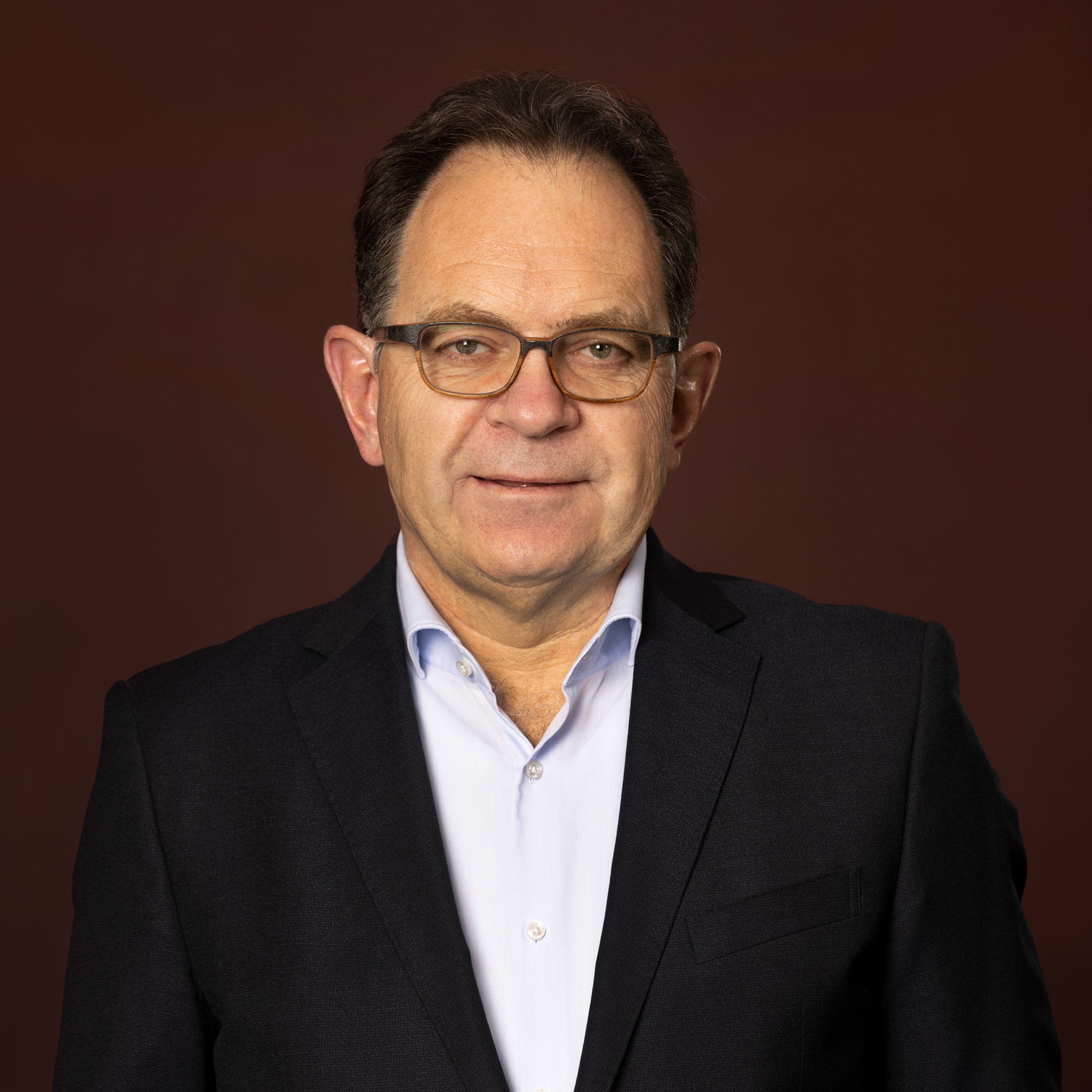 CEO, Fernando Lehner