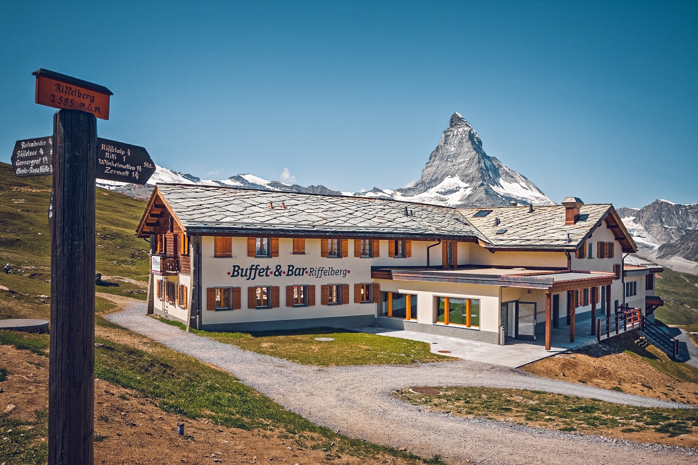 Buffet & Bar Riffelberg im Sommer