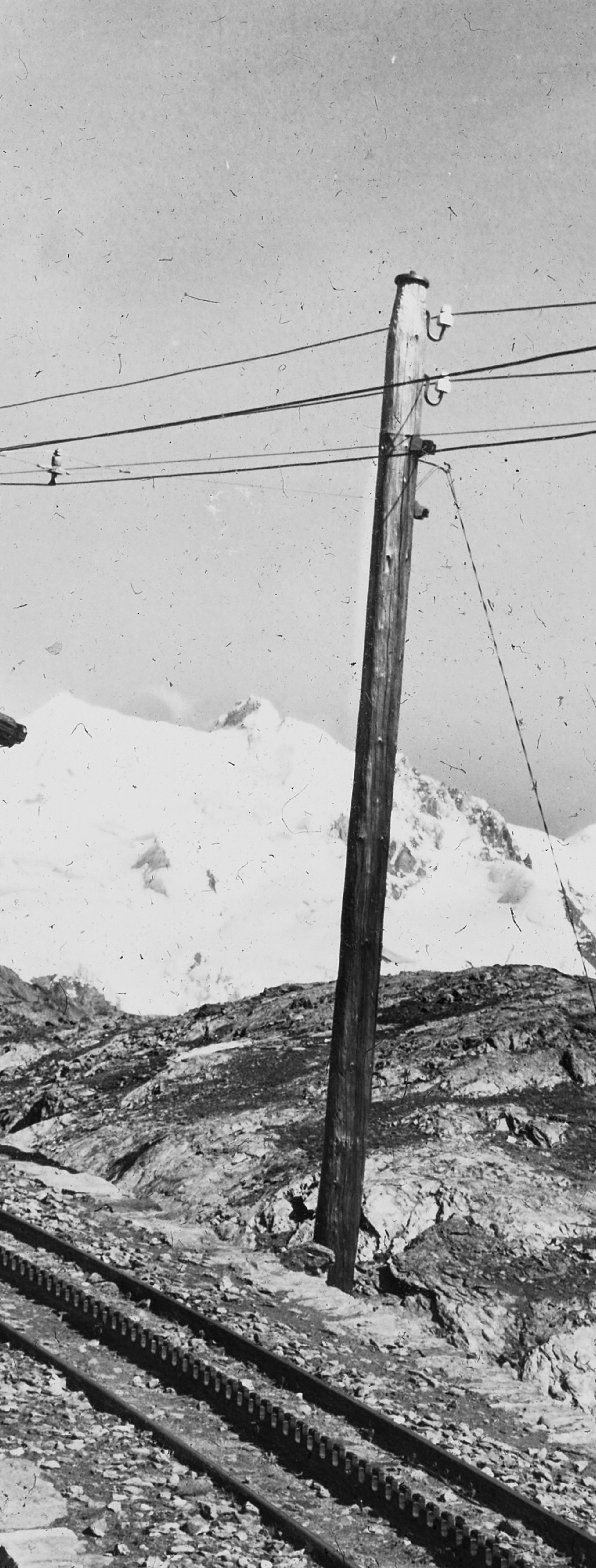 Gornergrat Bahn nostalgisch talwärts fahrend