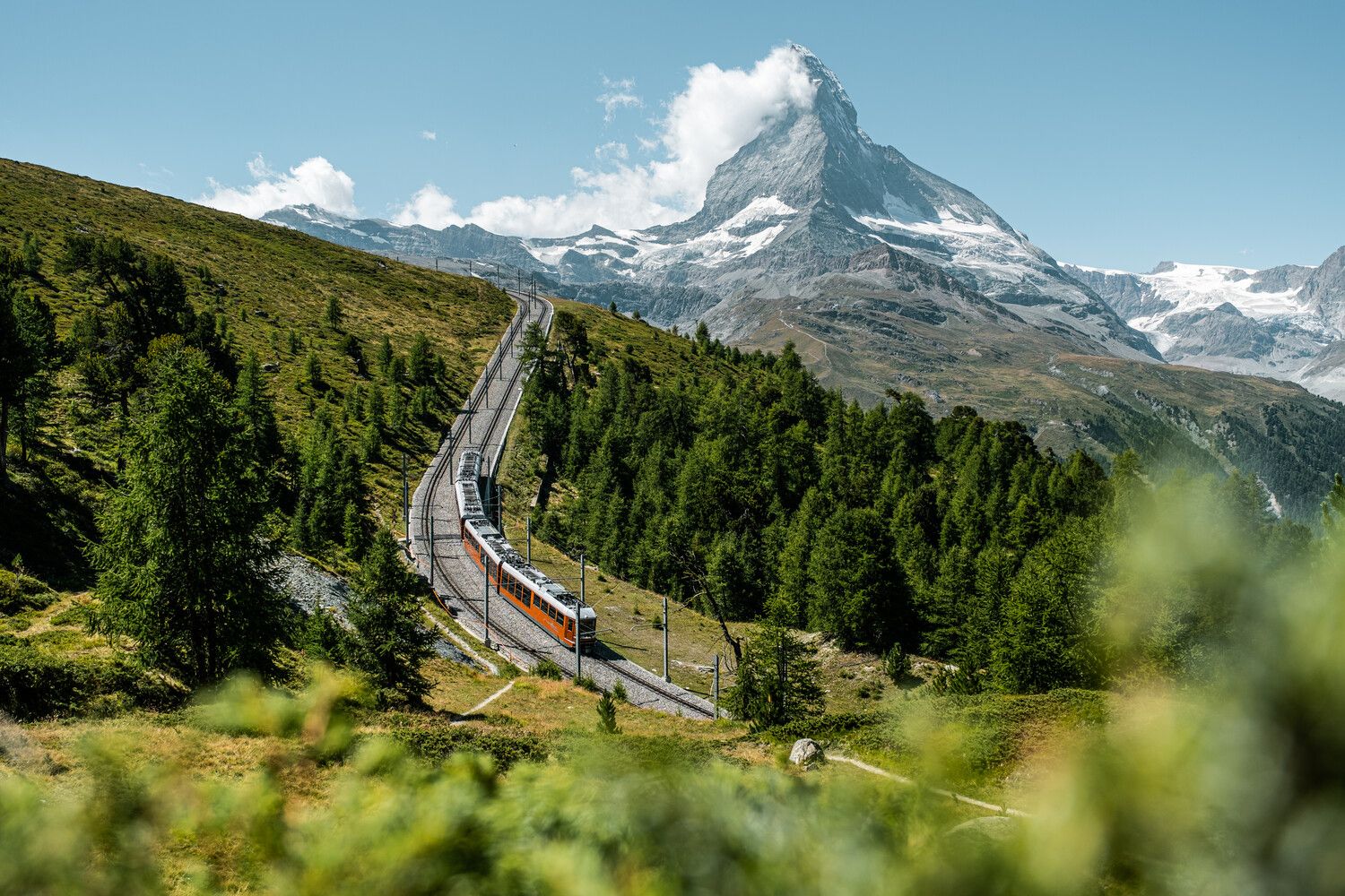 Gornergrat Bahn auf der Riffelalp oberhalb Zermatt im Sommer