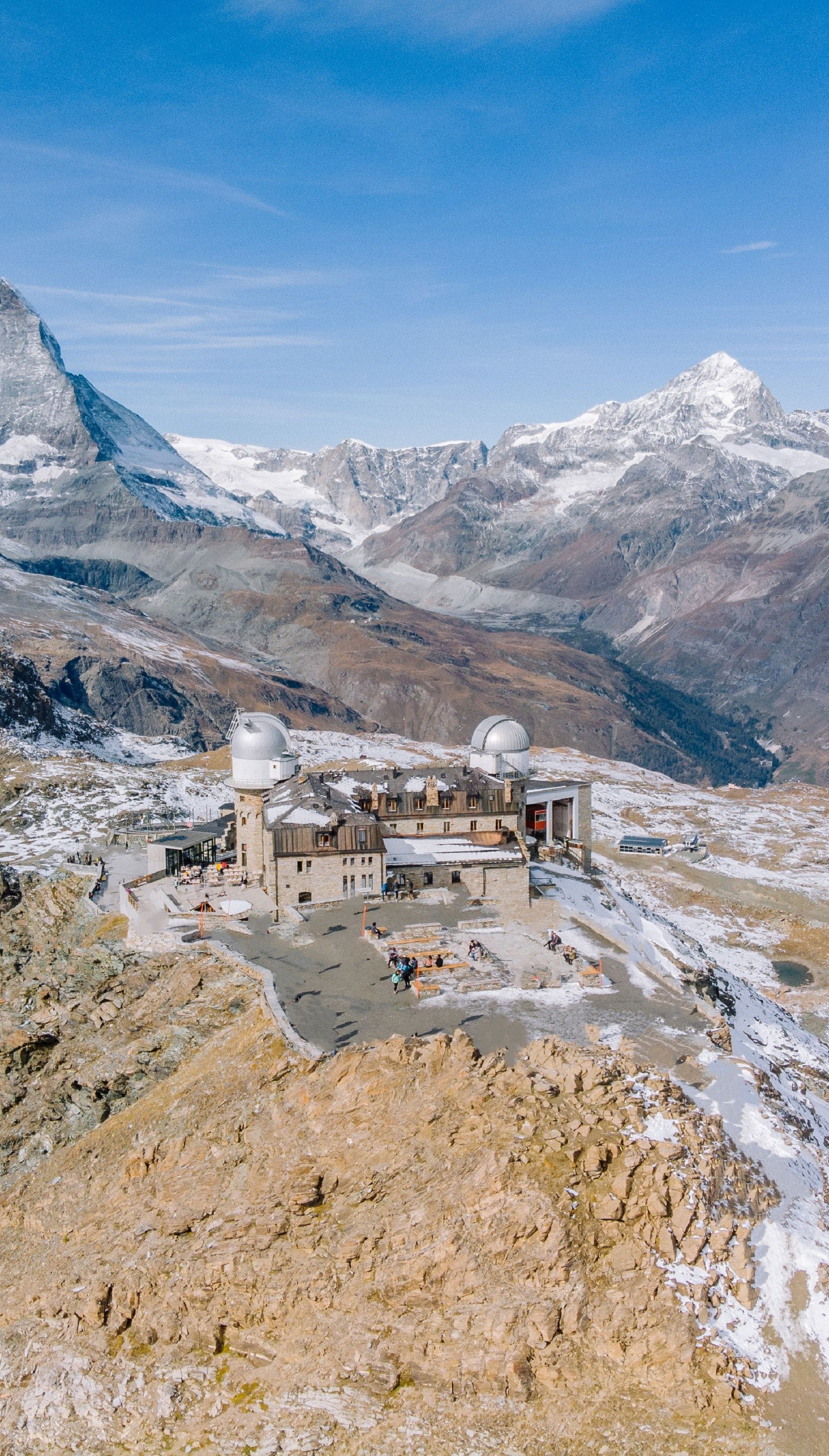Drohnenaufnahme Gornergrat Frühling