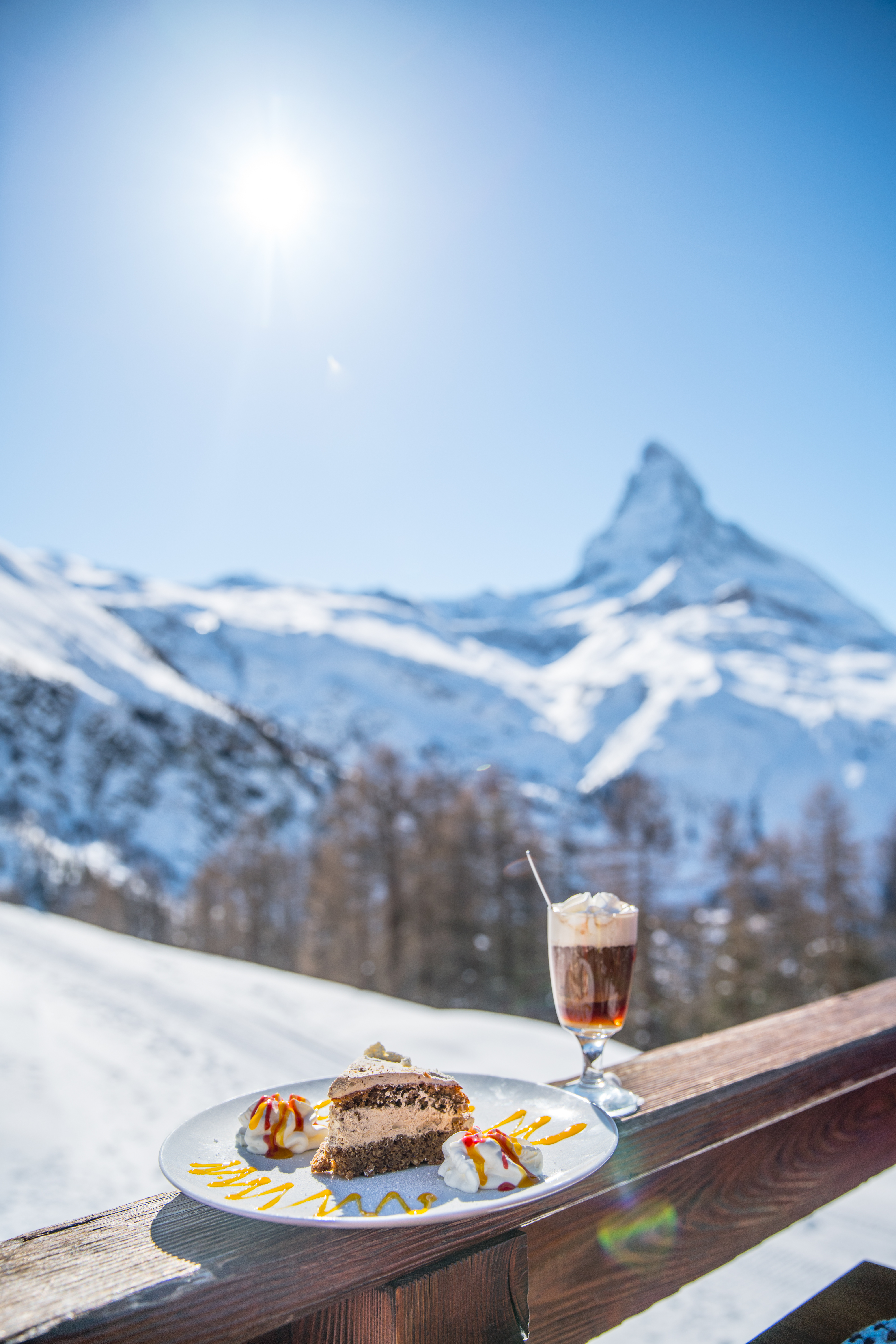 Kaffe und Kuchen Alphitta