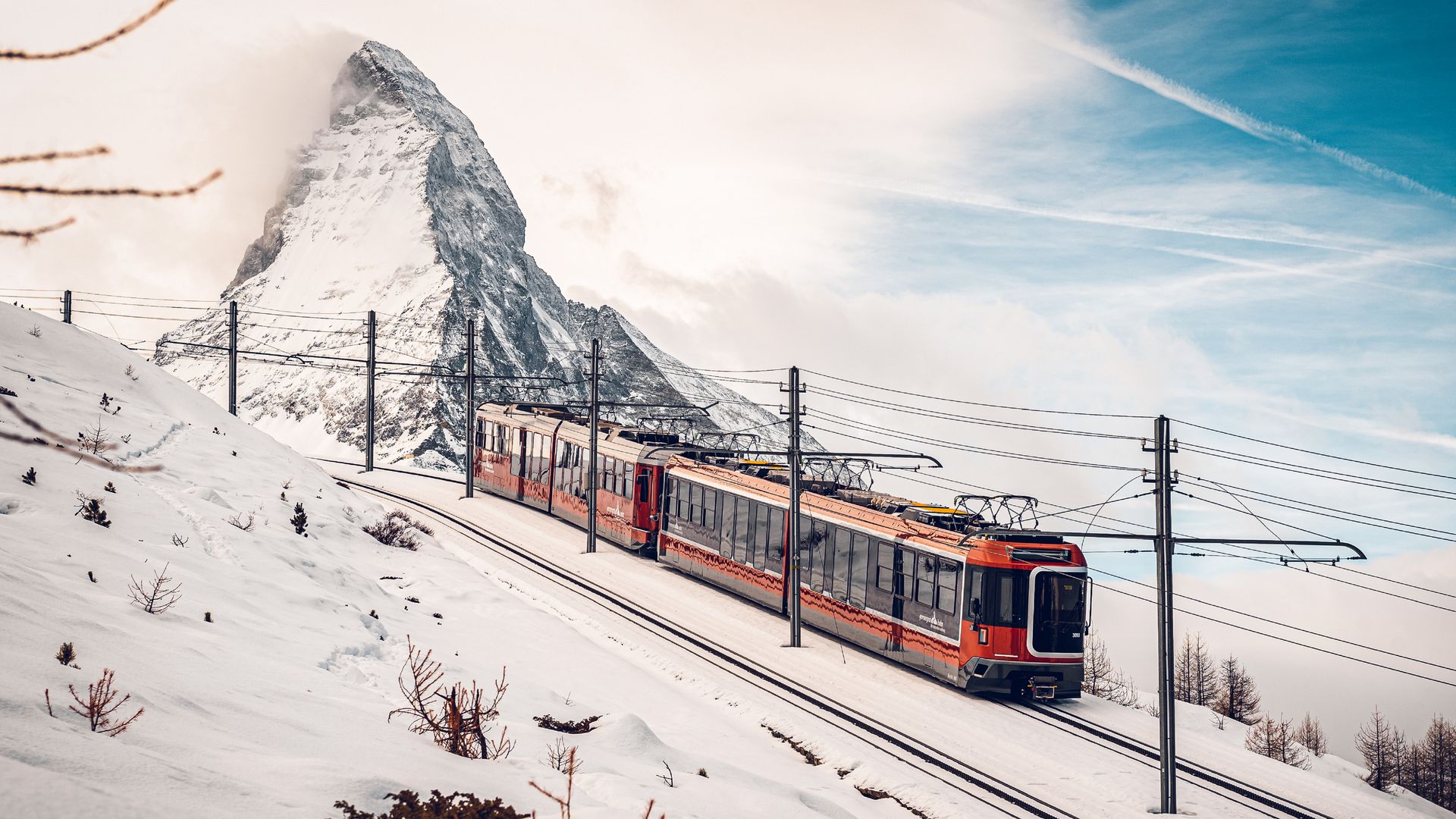 Polaris auf dem Weg vom Gornergrat nach Zermatt im Winter