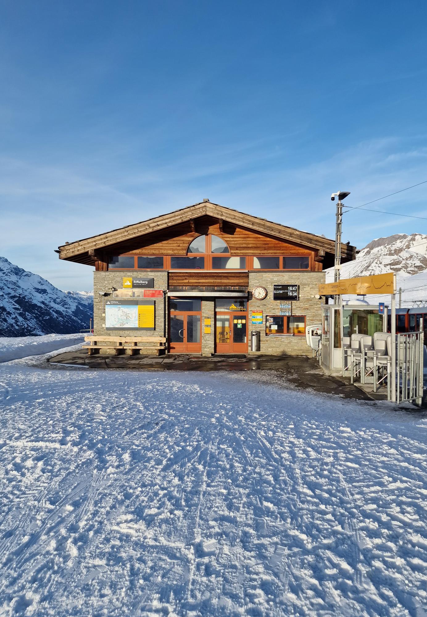 Station Riffelberg im Winter