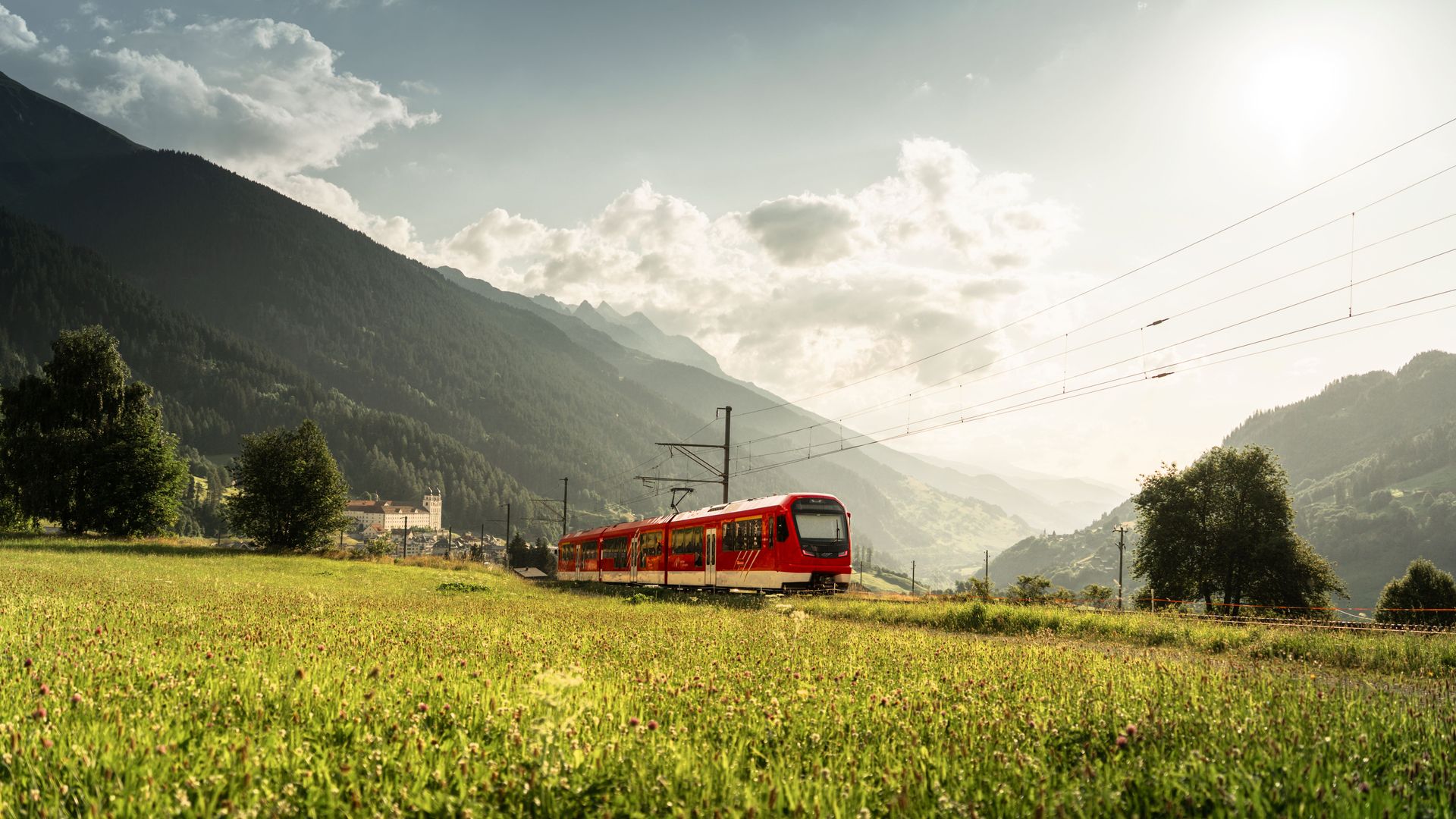 Orion du Matterhorn Gotthard Bahn devant Disentis