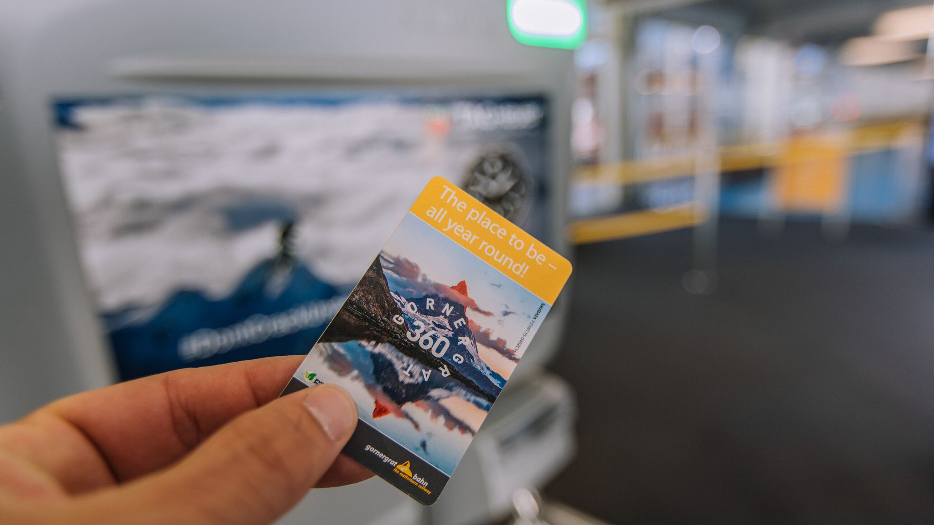 Keycard am Drehkreuz der Gornergrat Bahn in Zermatt