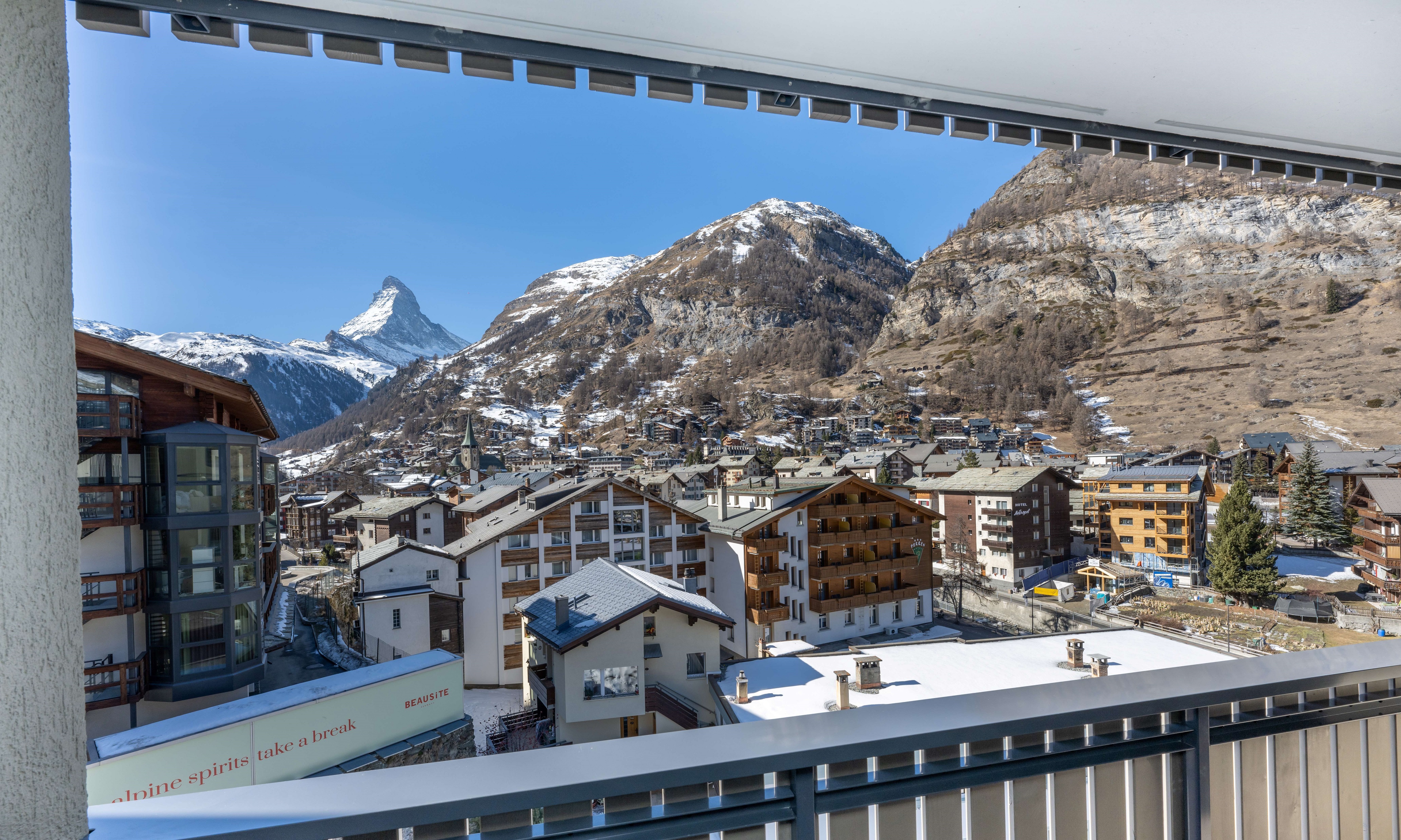 Gornerhaus nach Renovation, Zermatt
