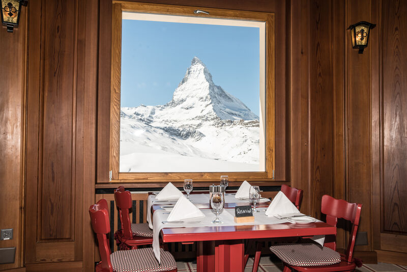 Aussicht vom Tisch auf das Matterhorn