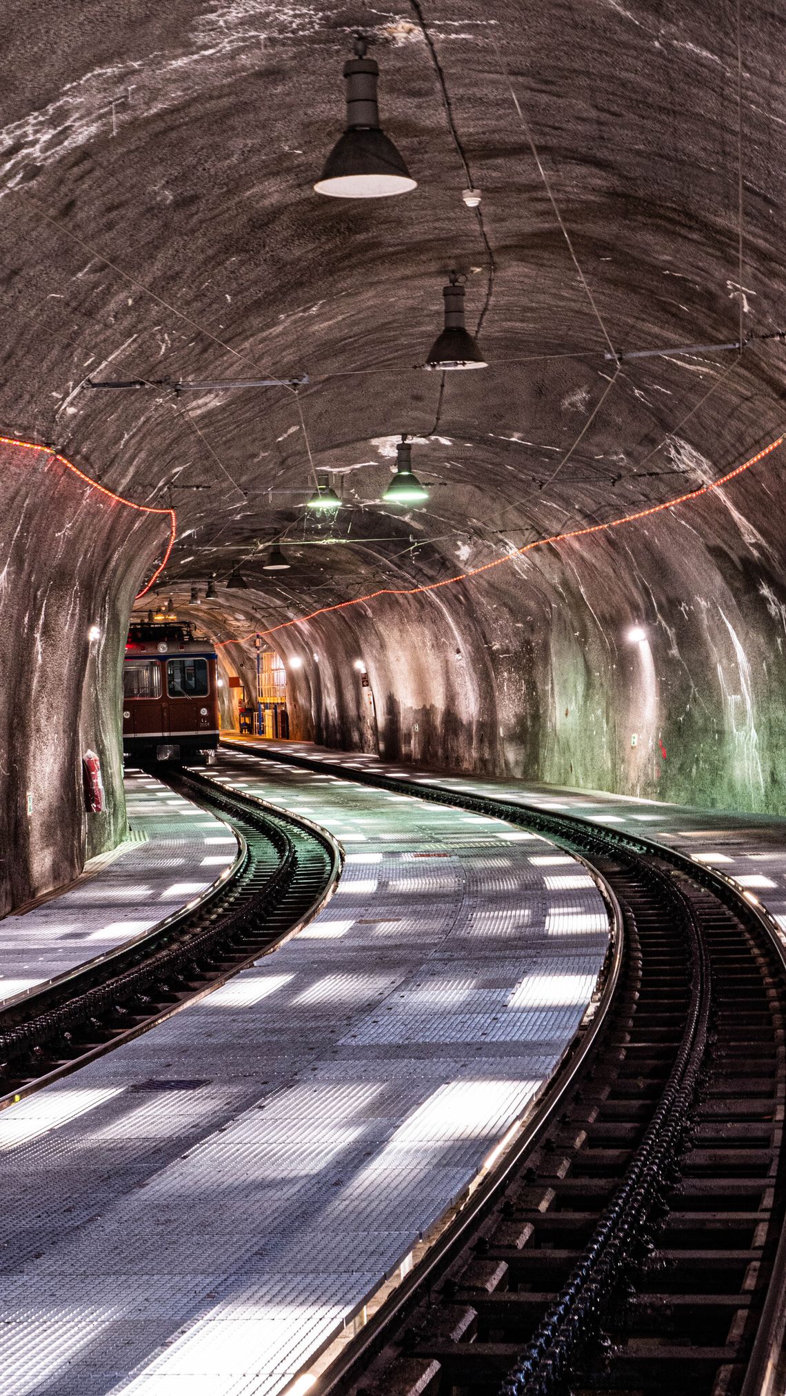 Tunnel Gornergrat Bahn Zermatt