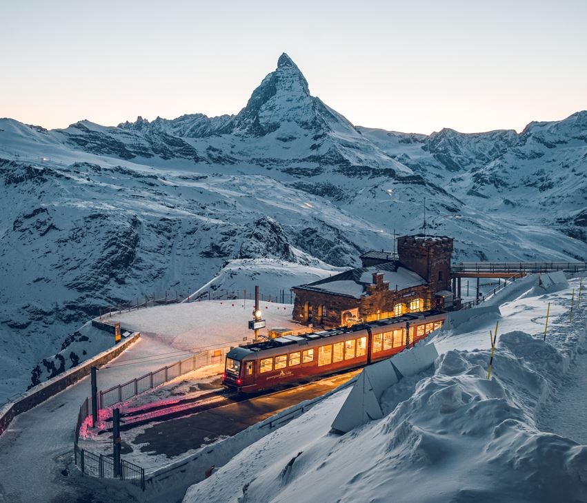 Gornergrat Bergstation Winterzeit