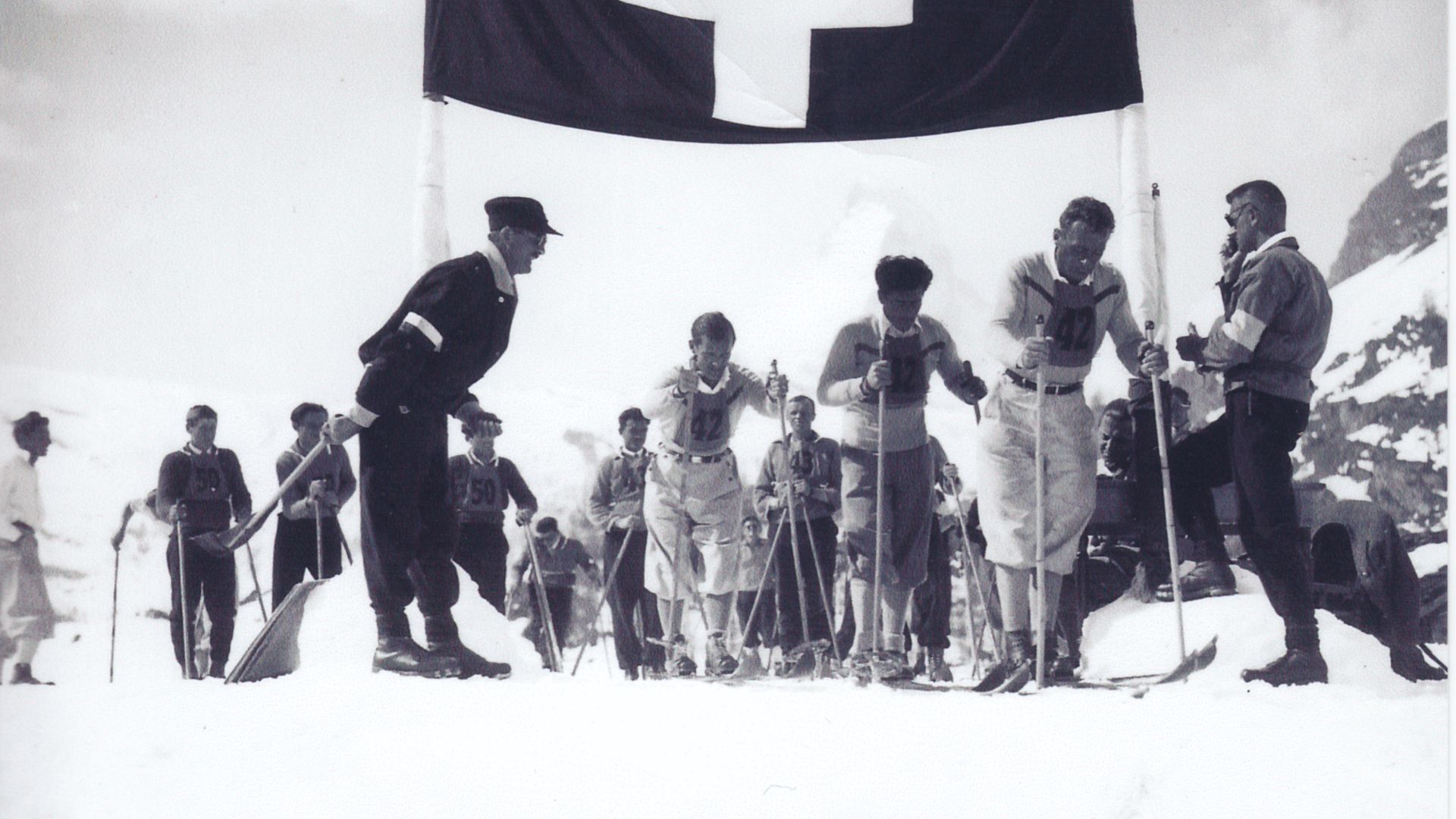 Skirennen Zermatt 1932 Start