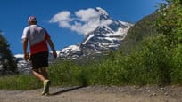 Zermatt Marathon 2019 Läufer vor dem Matterhorn